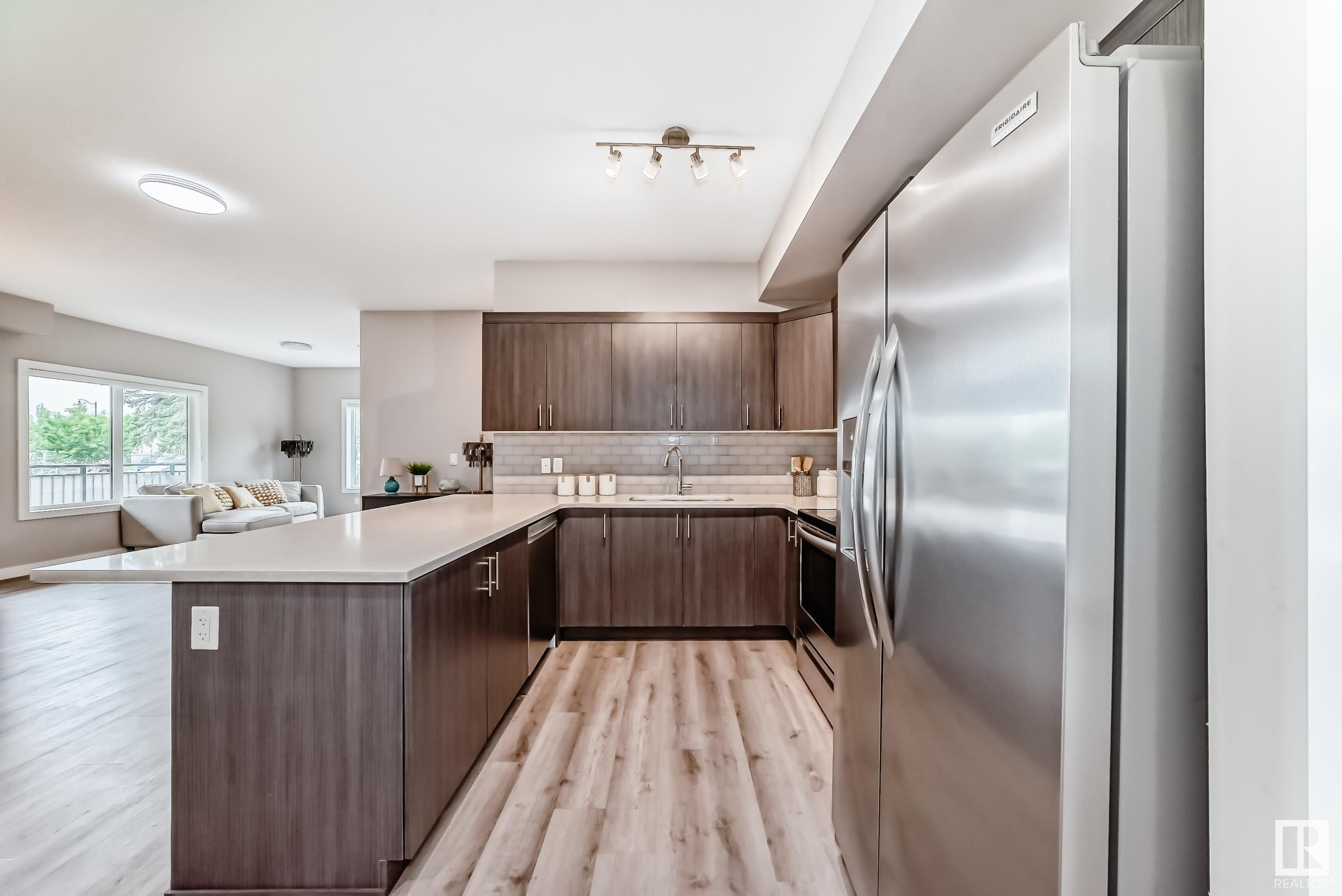 












134 560 GRIESBACH PARADE Parade

,
Edmonton,




AB
T5E 6X1

