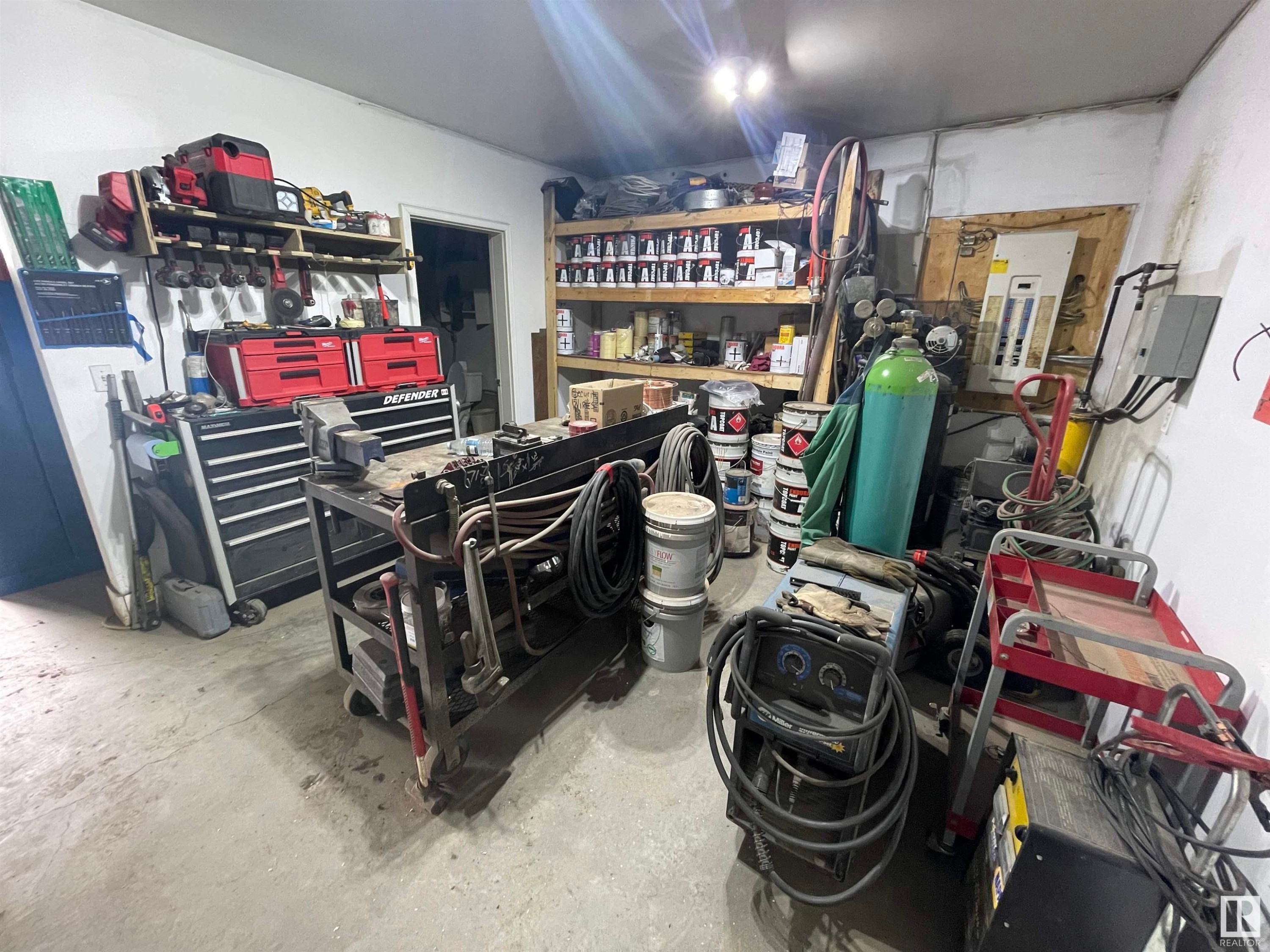 












61515 Hwy 41

,
Rural Bonnyville M.D.,




AB
T9N 2J6

