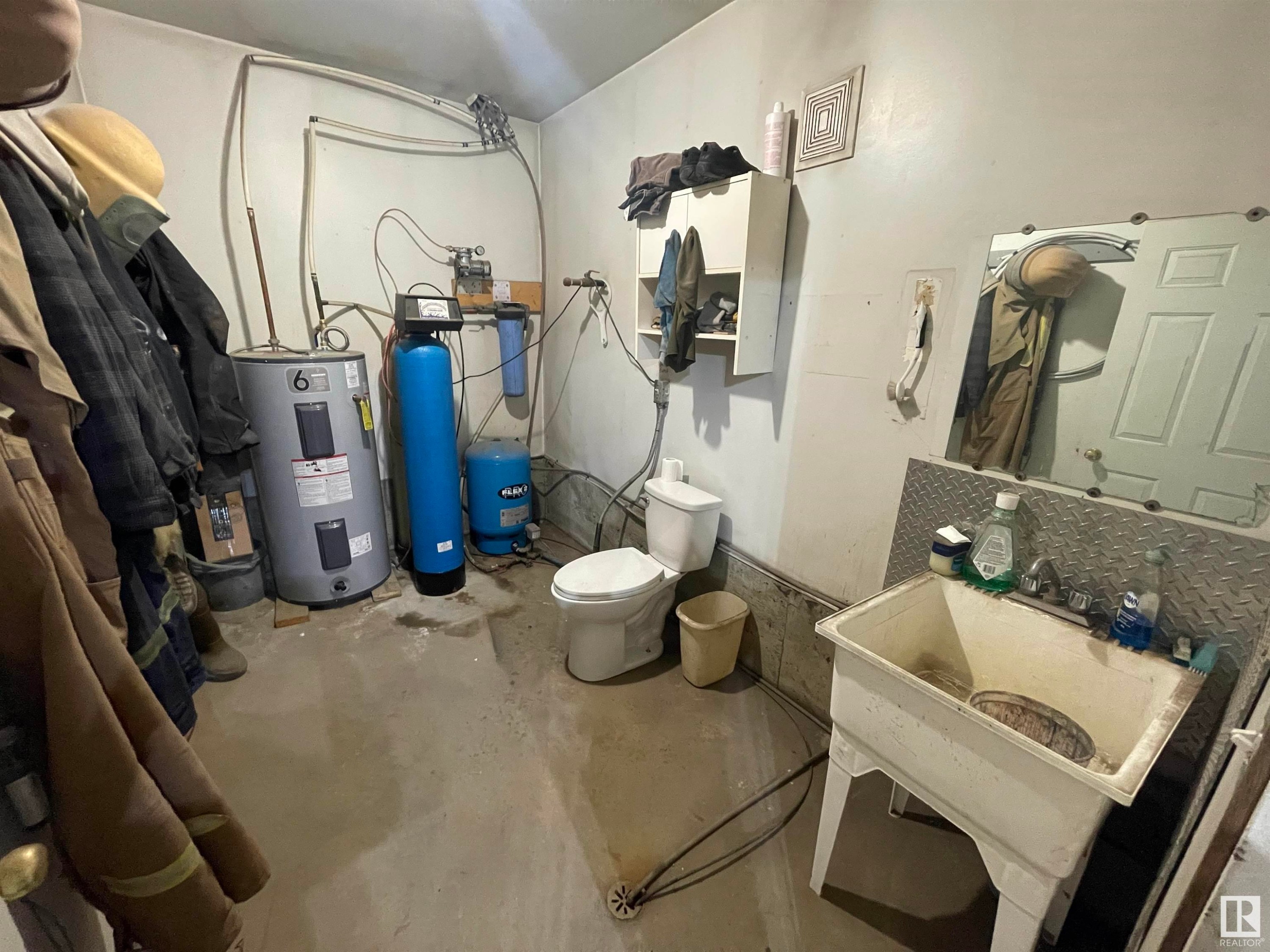 












61515 Hwy 41

,
Rural Bonnyville M.D.,




AB
T9N 2J6

