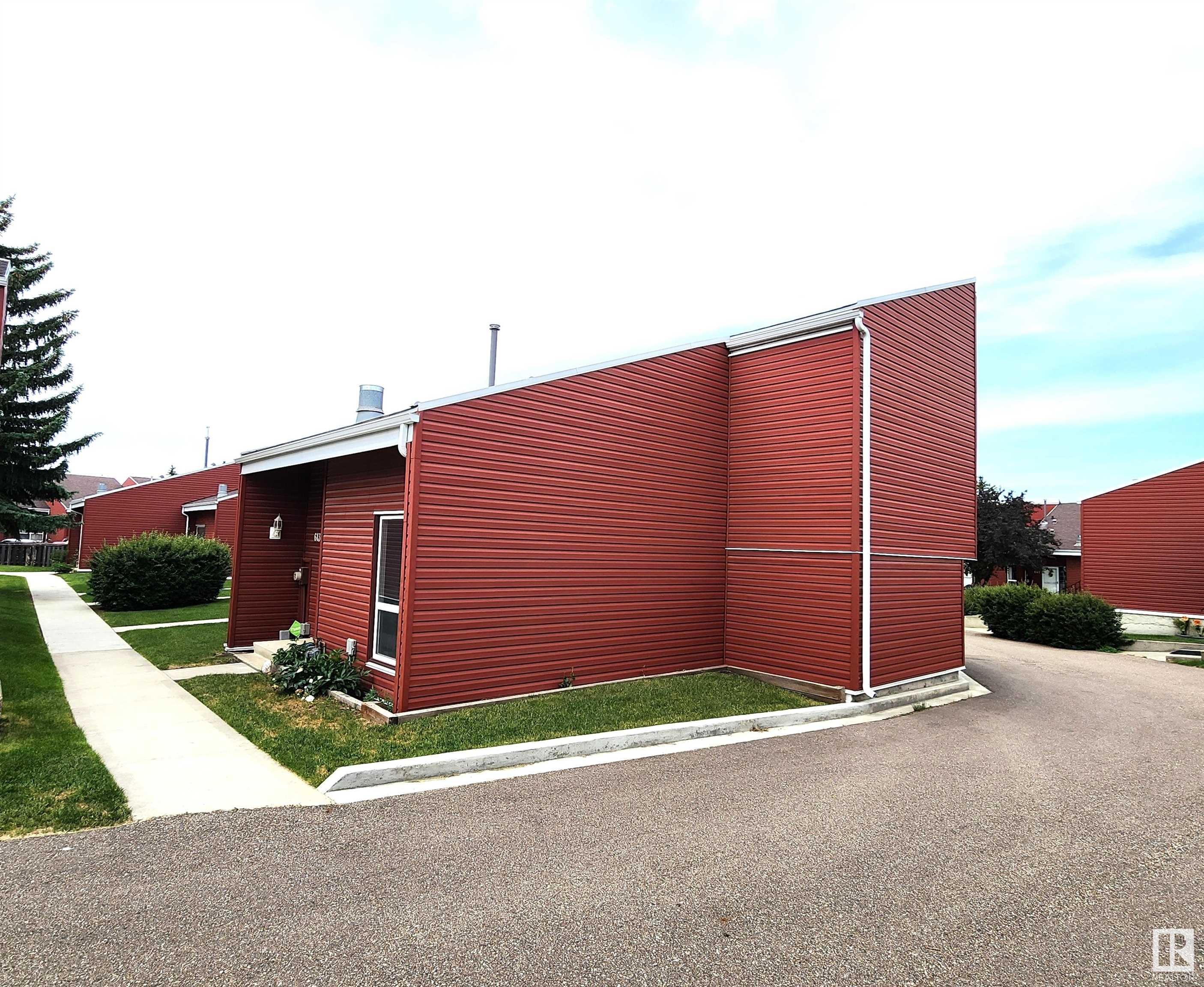 












613 MILLBOURNE Road E

,
Edmonton,




AB
T6X 3N3

