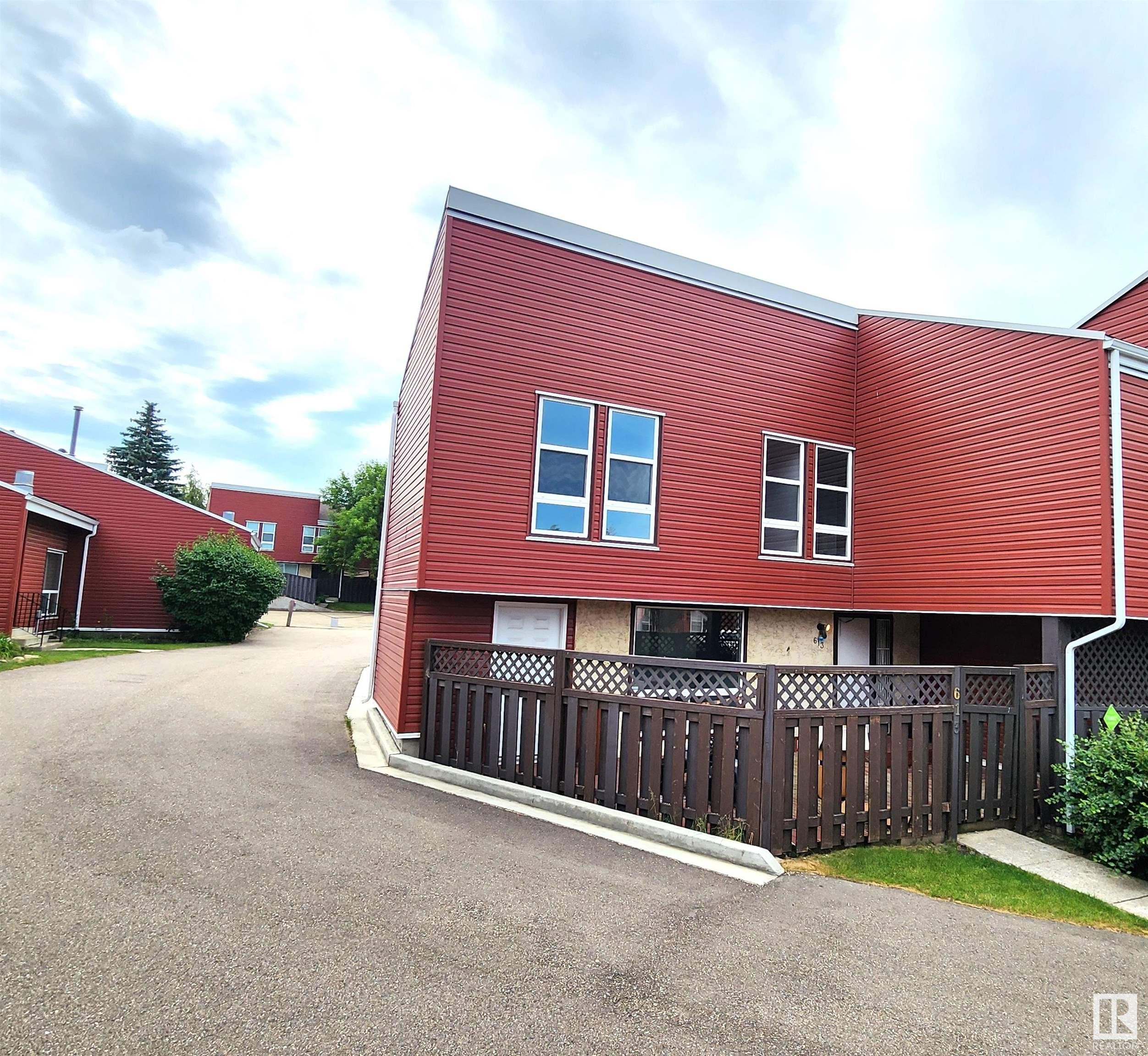 












613 MILLBOURNE Road E

,
Edmonton,




AB
T6X 3N3

