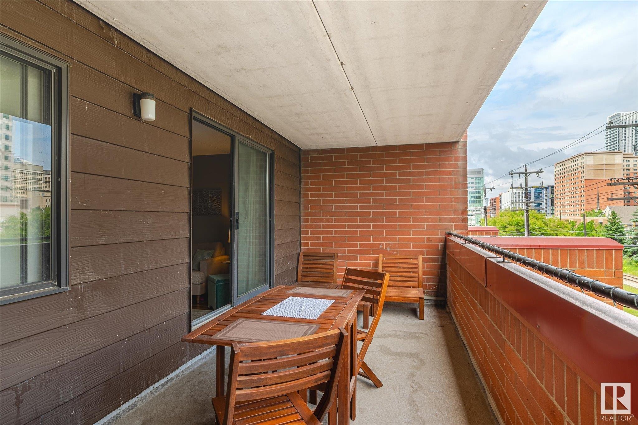 












301 9917 110 Street

,
Edmonton,




AB
T5K 2N4

