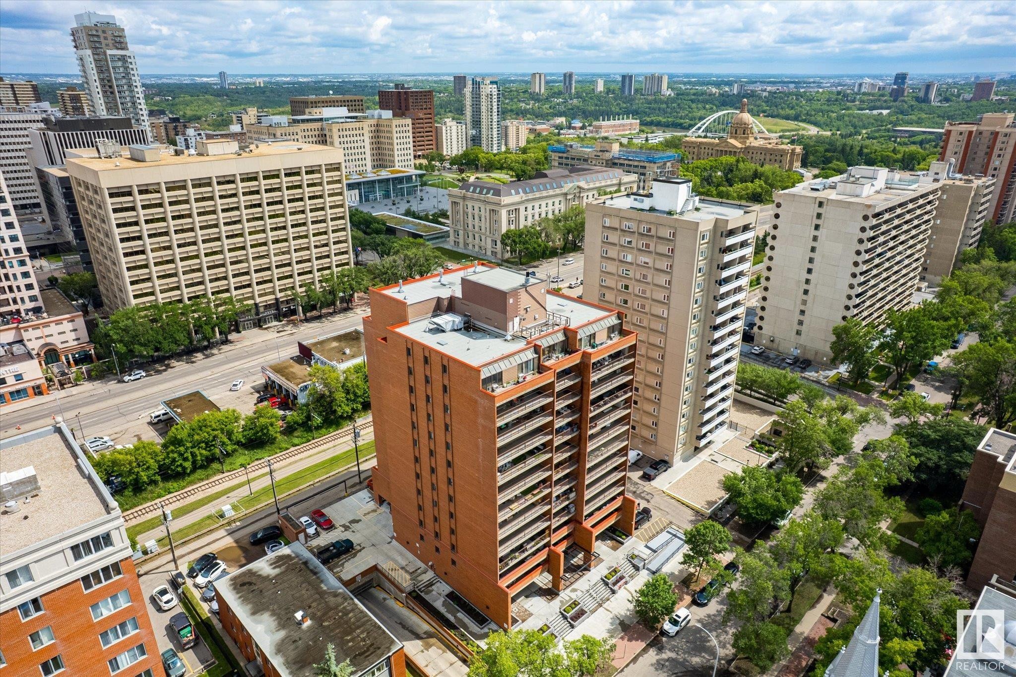 












301 9917 110 Street

,
Edmonton,




AB
T5K 2N4

