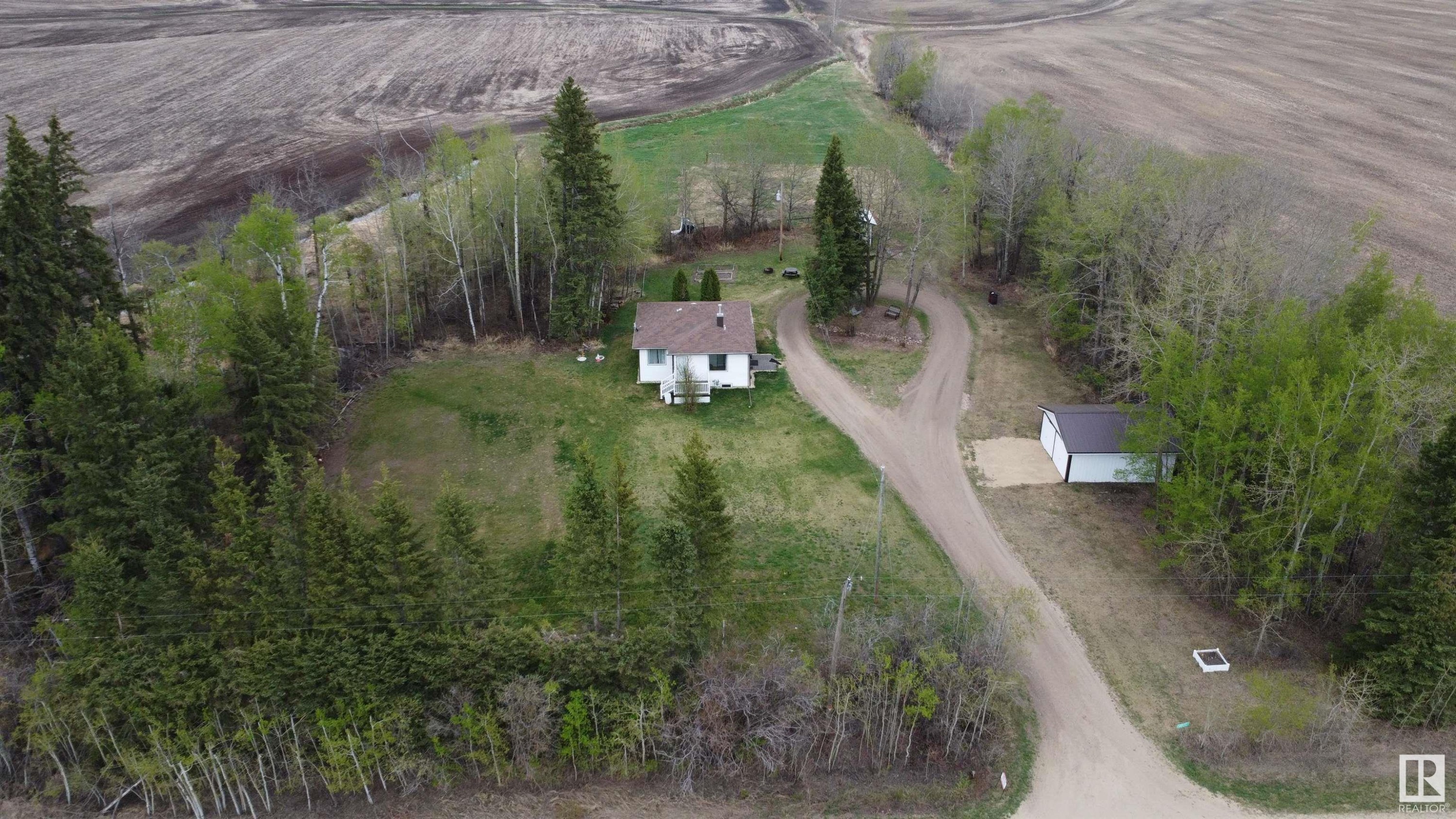 












59117 Rg Rd 11

,
Rural Westlock County,




AB
T7P 2N9

