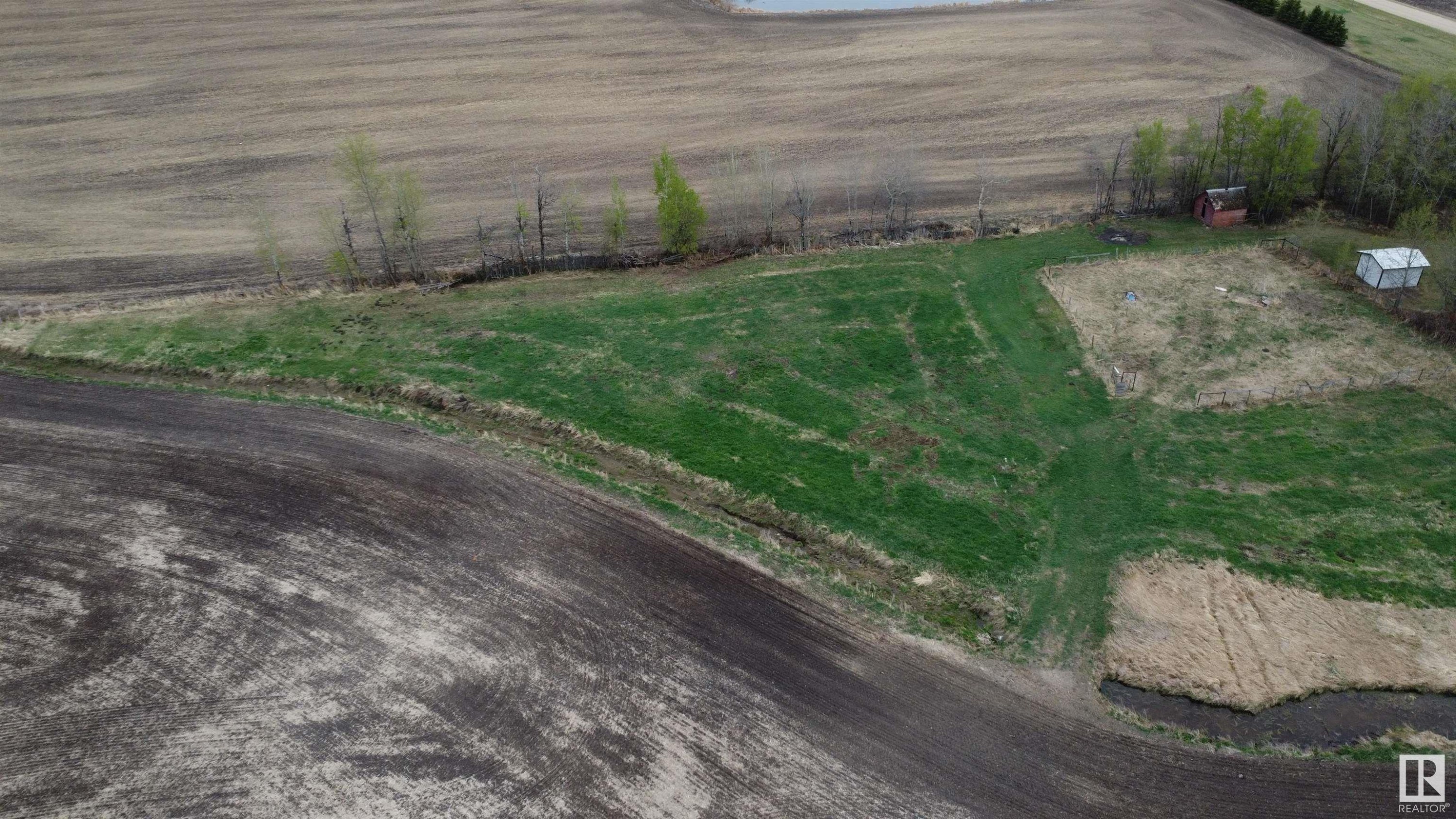 












59117 Rg Rd 11

,
Rural Westlock County,




AB
T7P 2N9

