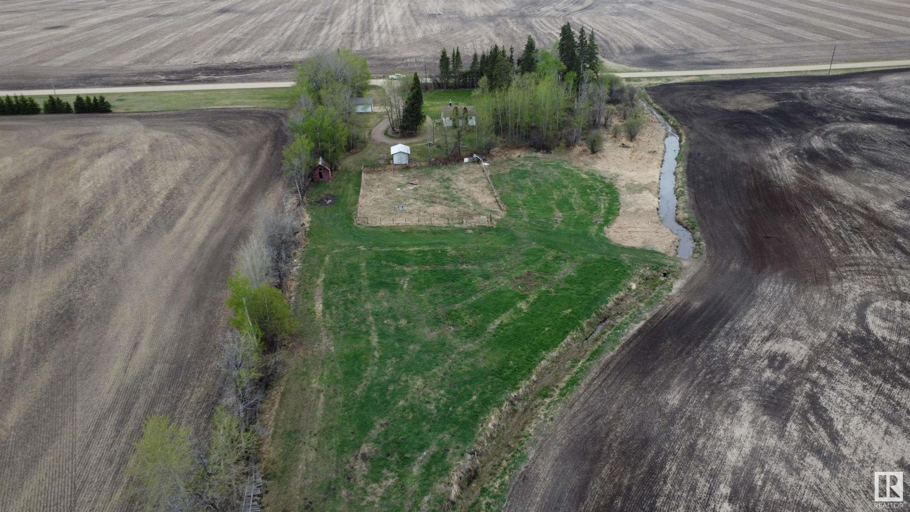 












59117 Rg Rd 11

,
Rural Westlock County,




AB
T7P 2N9

