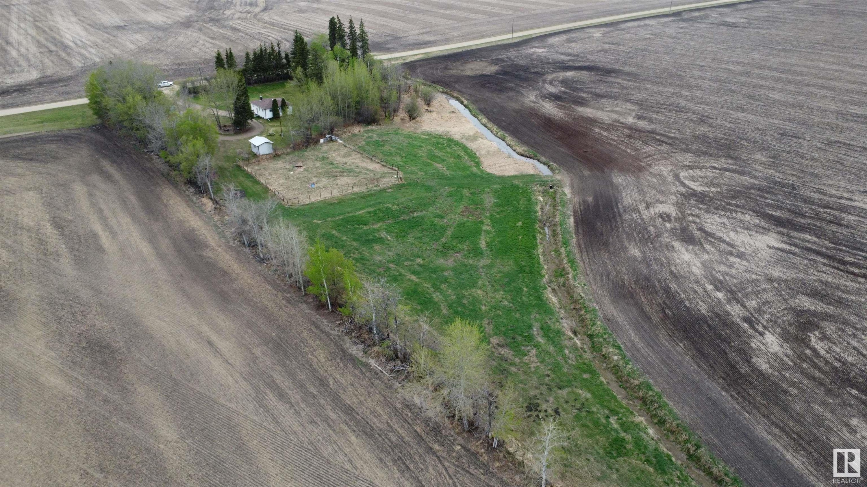 












59117 Rg Rd 11

,
Rural Westlock County,




AB
T7P 2N9

