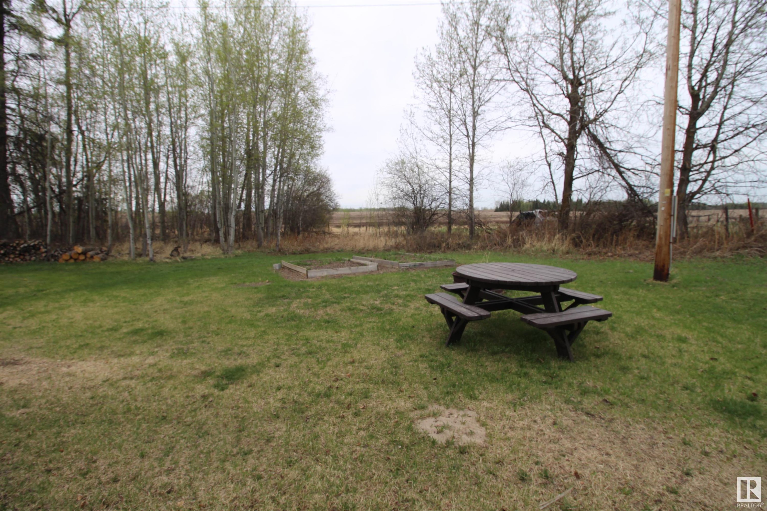 












59117 Rg Rd 11

,
Rural Westlock County,




AB
T7P 2N9

