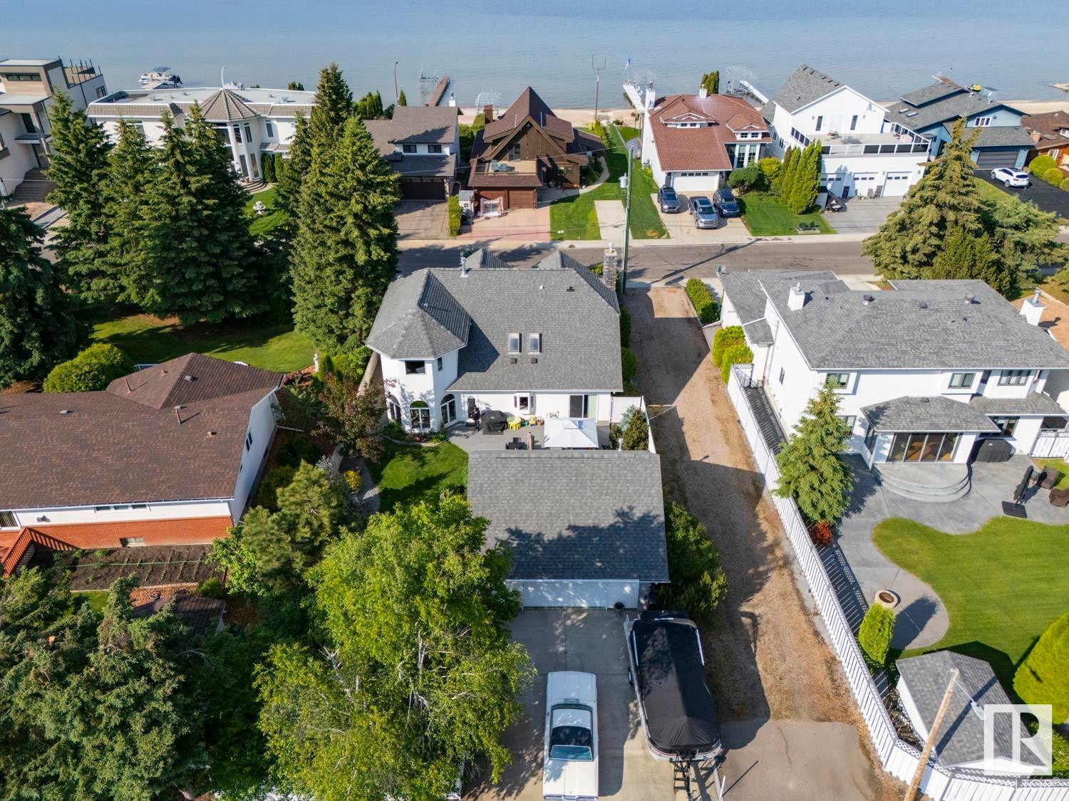 












225 Birch Avenue

,
Cold Lake,




AB
T9M 1E6


