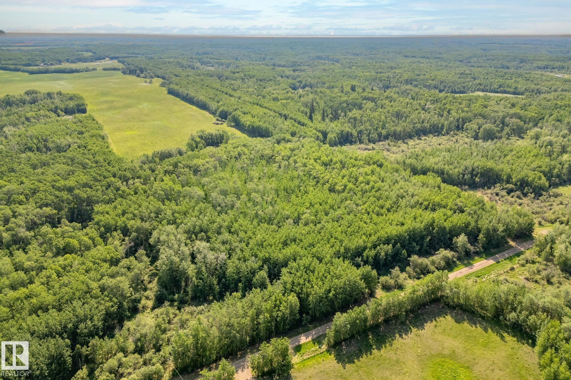 












530035 RR 195

,
Rural Lamont County,







AB
T8G 1G2

