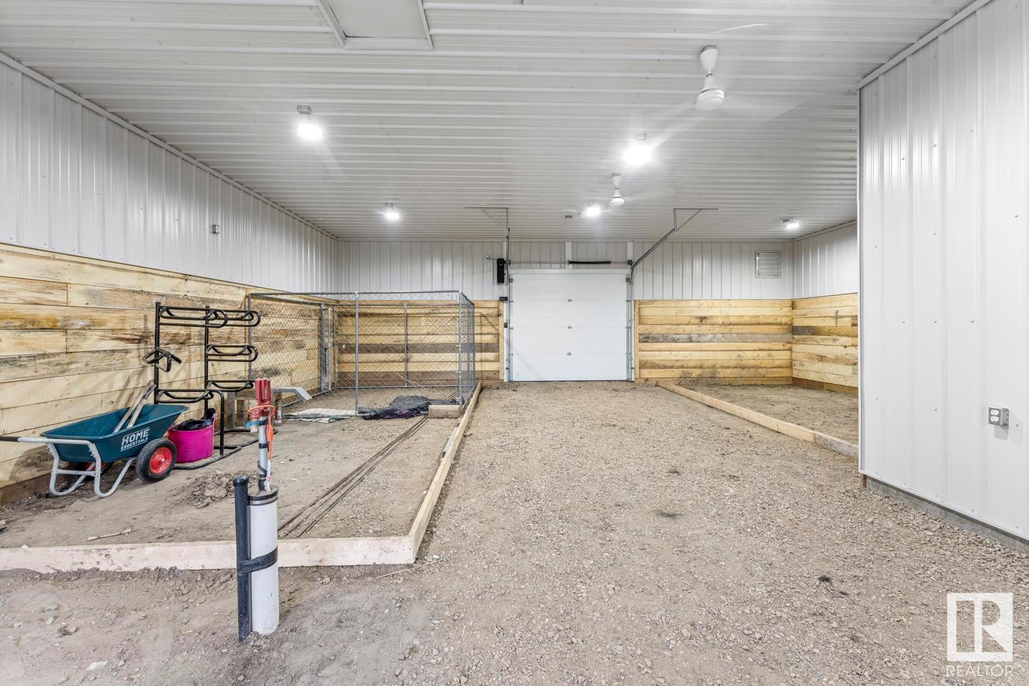 












45220 Township Road 631

,
Rural Bonnyville M.D.,




AB
T9M 1P3

