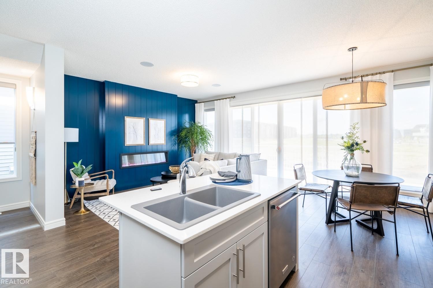 












2262 194A Street

,
Edmonton,




AB
T6M 1P7

