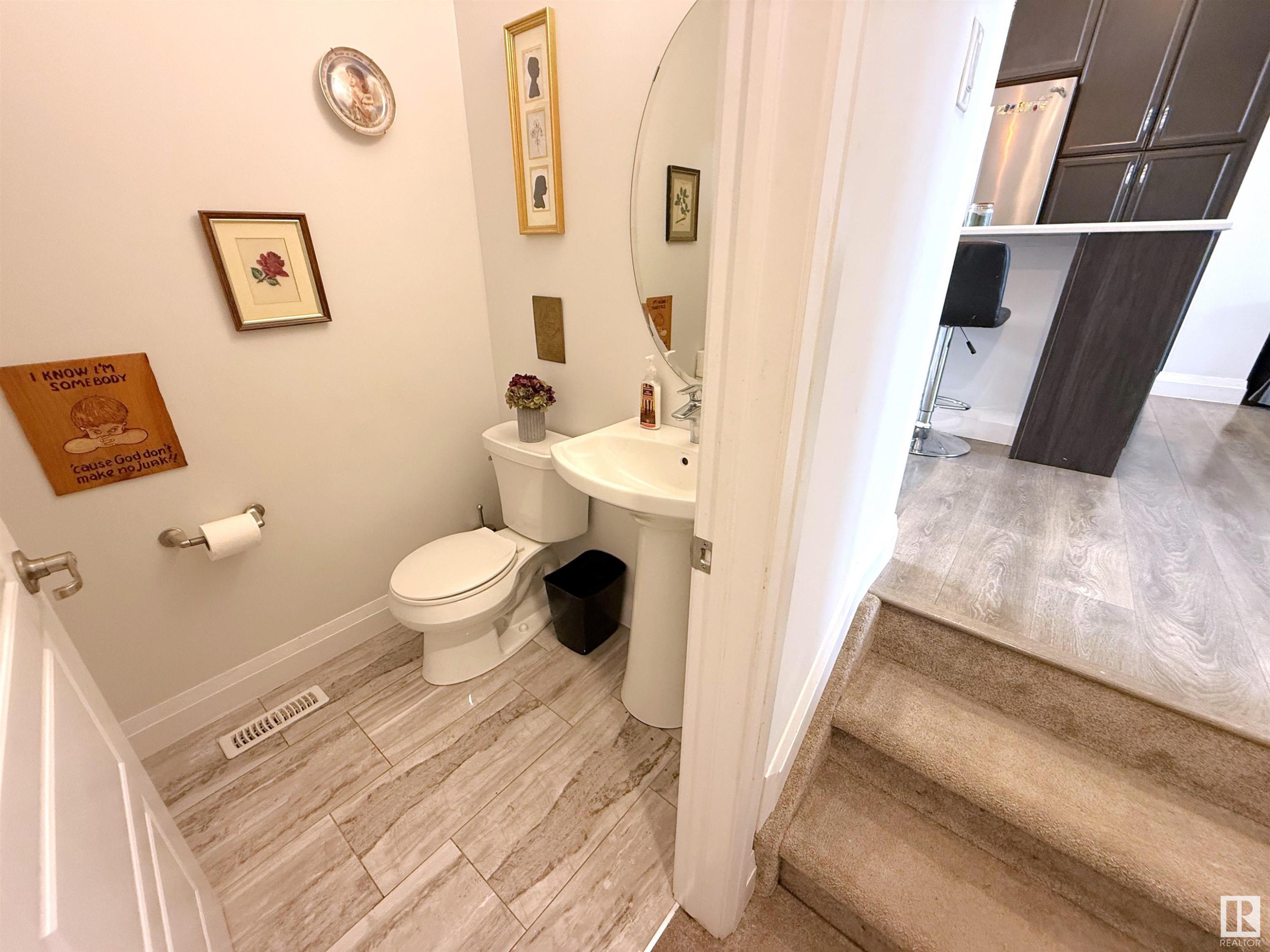 












22385 93A Avenue

,
Edmonton,




AB
T5T 7K3

