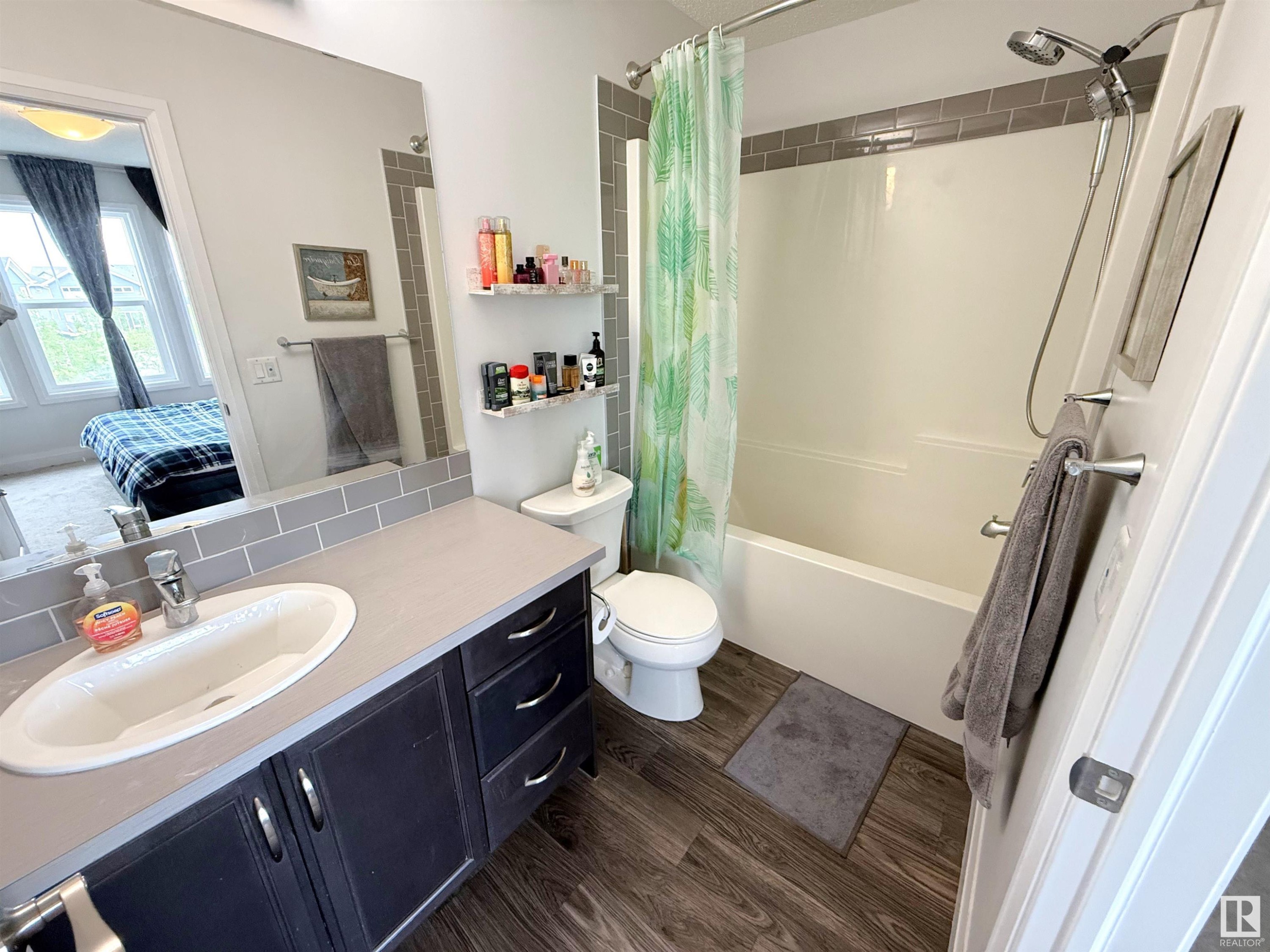 












22385 93A Avenue

,
Edmonton,




AB
T5T 7K3

