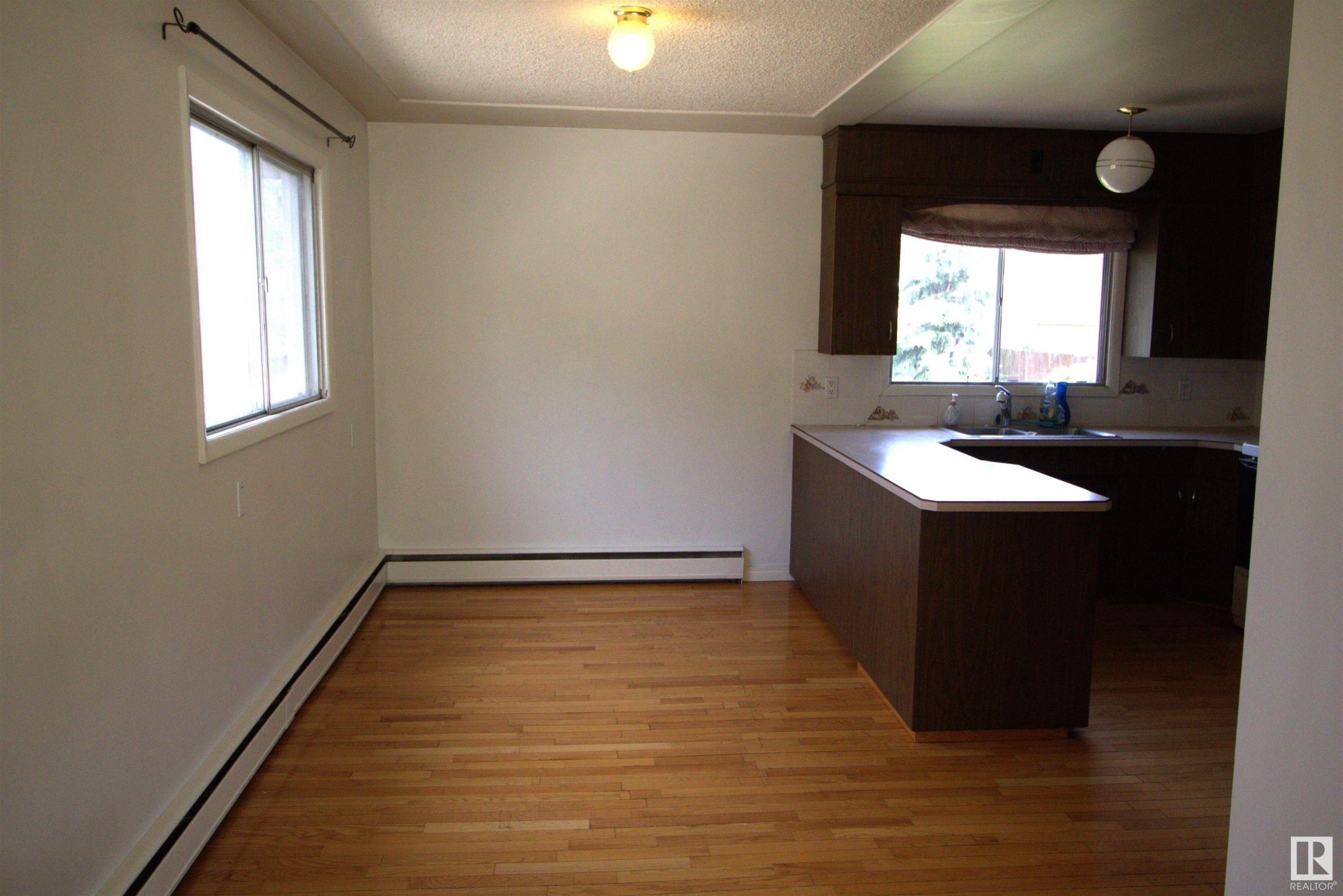 












12411 89 Street

,
Edmonton,




AB
T5B 3X1

