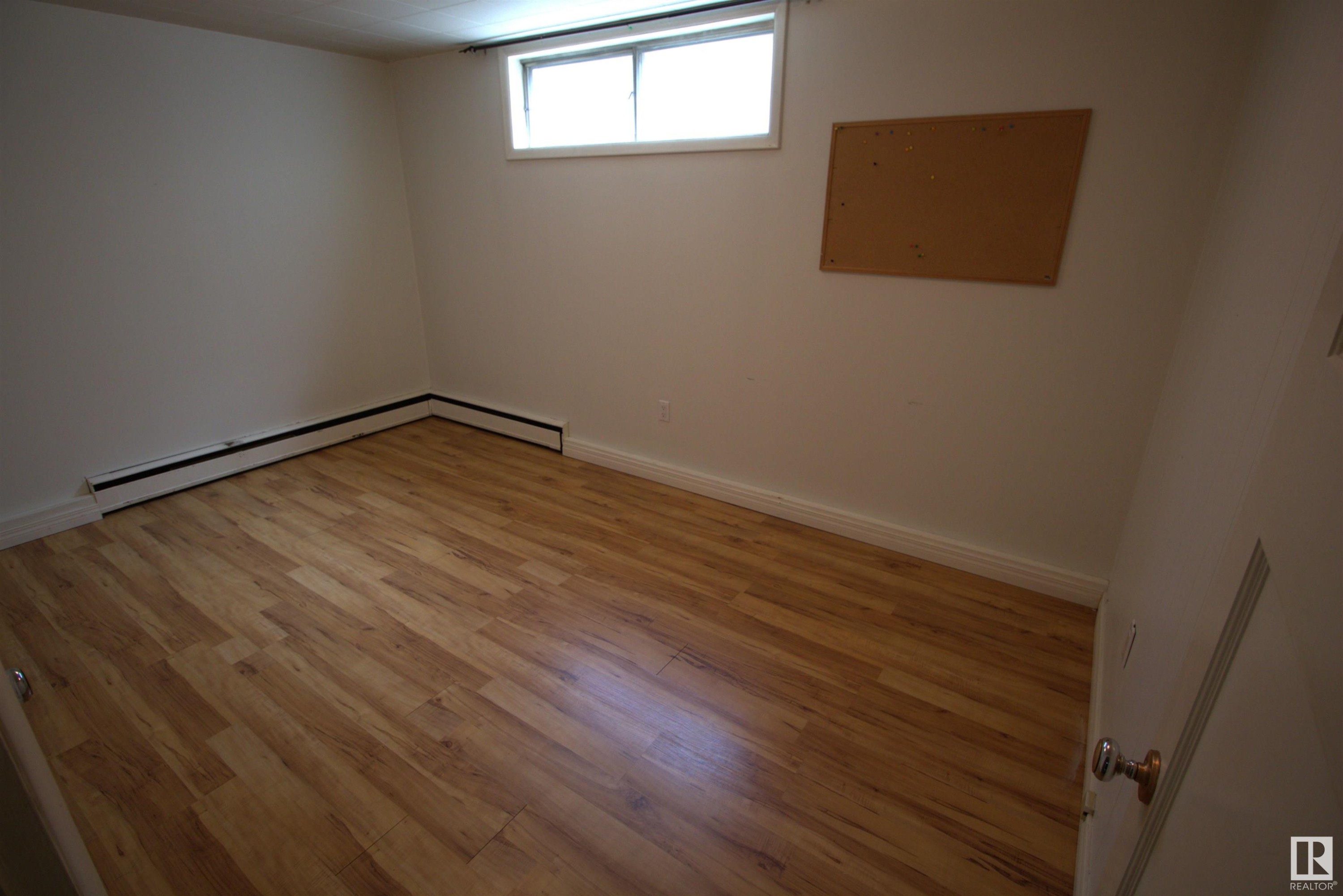 












12411 89 Street

,
Edmonton,




AB
T5B 3X1

