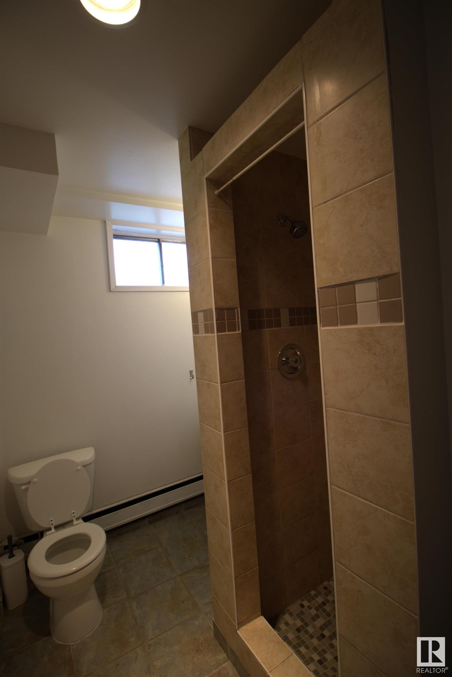 












12411 89 Street

,
Edmonton,




AB
T5B 3X1

