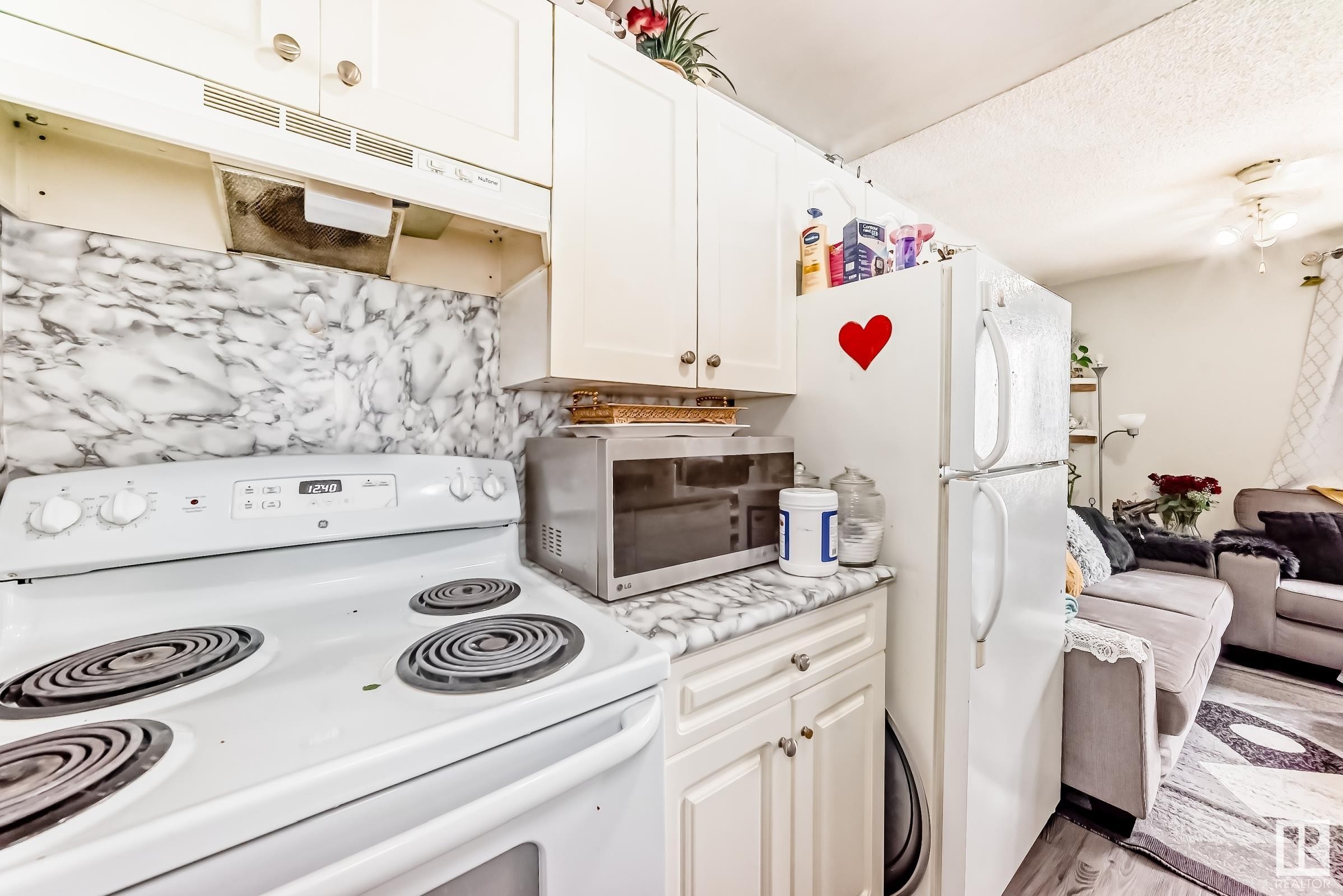 












236 3307 116A Avenue

,
Edmonton,




AB
T5W 5J9

