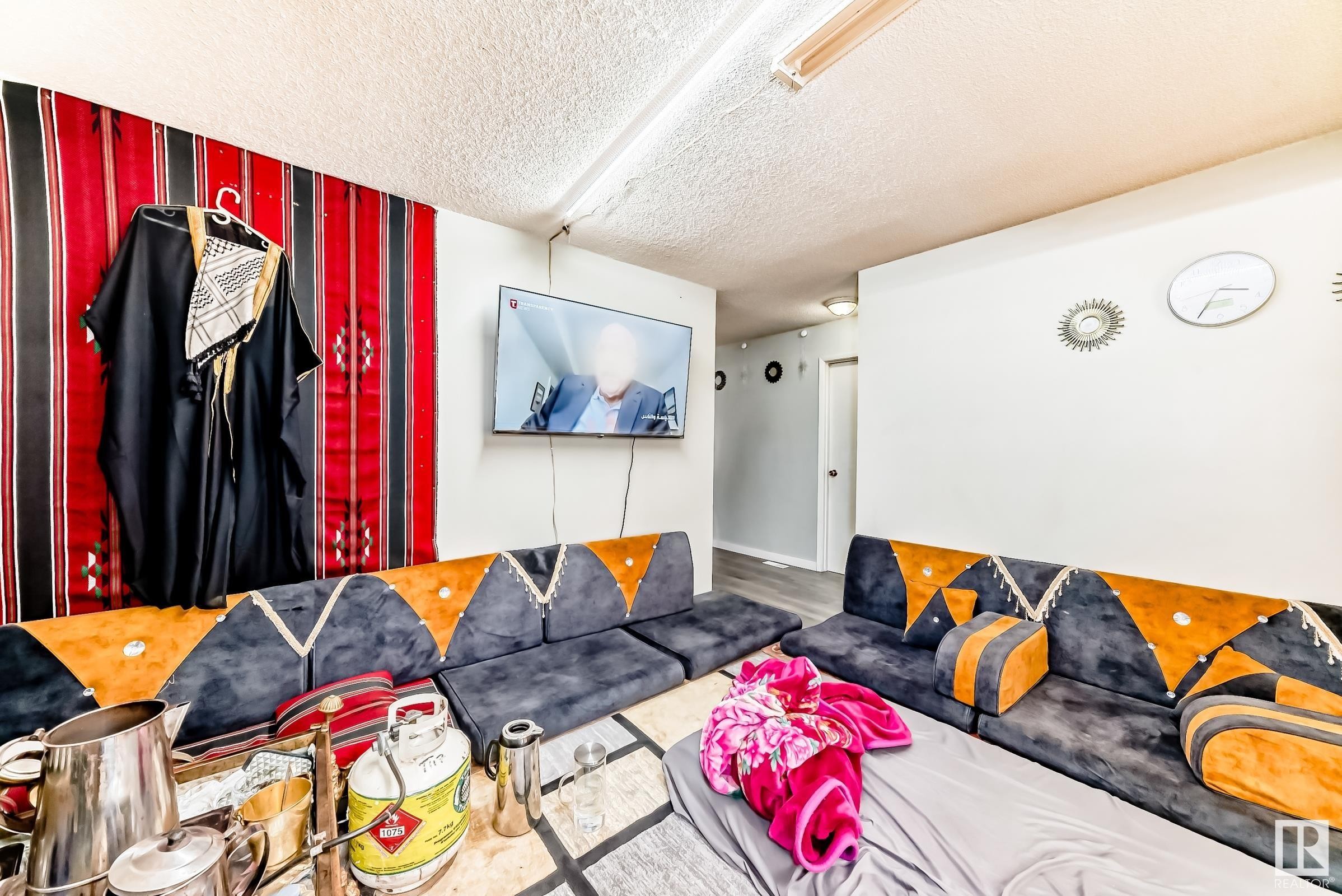 












236 3307 116A Avenue

,
Edmonton,




AB
T5W 5J9


