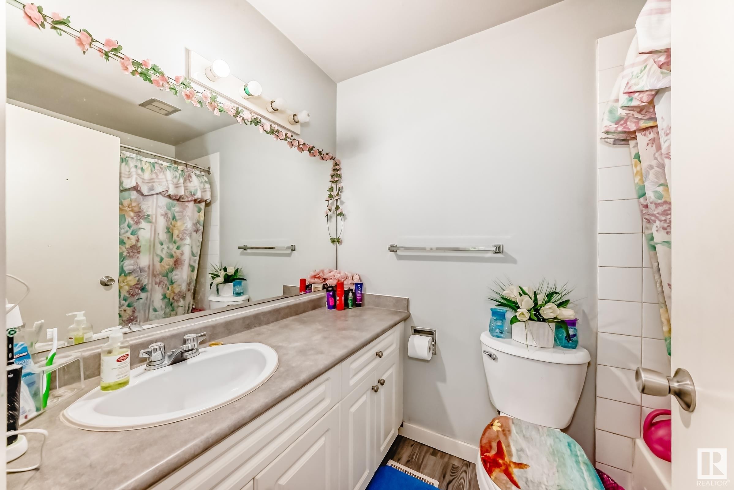 












236 3307 116A Avenue

,
Edmonton,




AB
T5W 5J9

