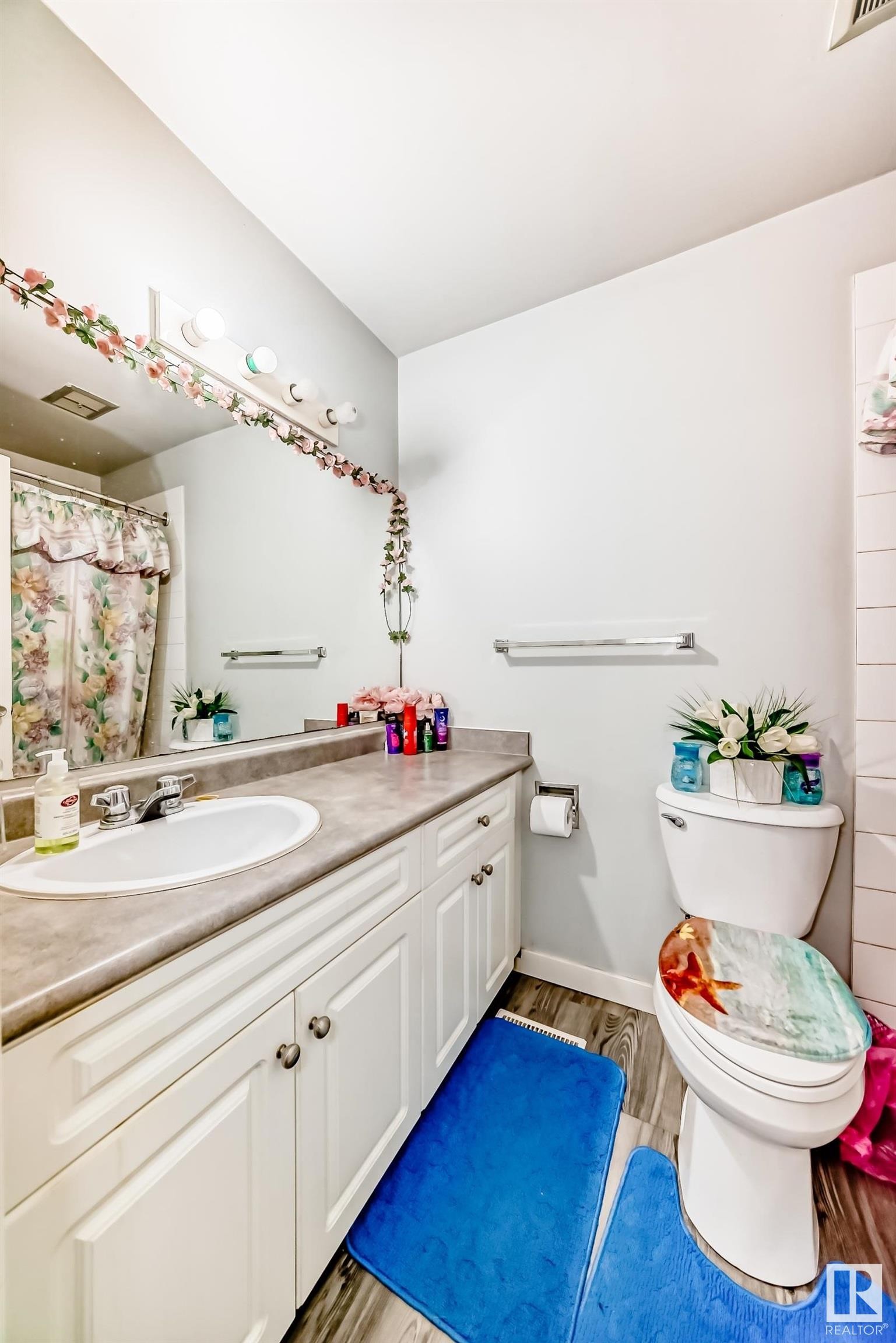 












236 3307 116A Avenue

,
Edmonton,




AB
T5W 5J9

