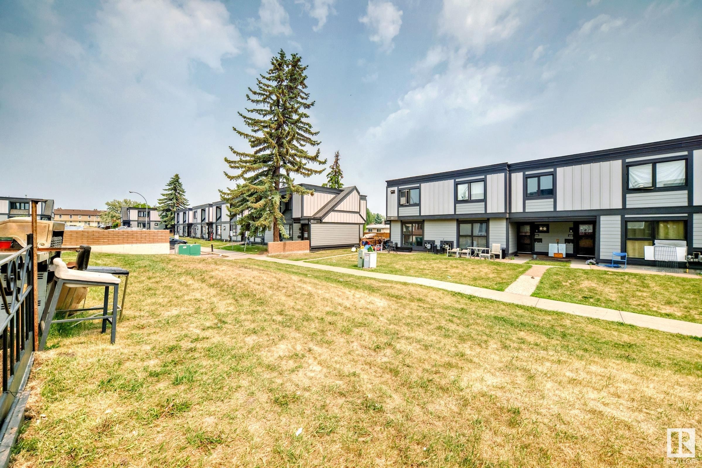 












236 3307 116A Avenue

,
Edmonton,




AB
T5W 5J9

