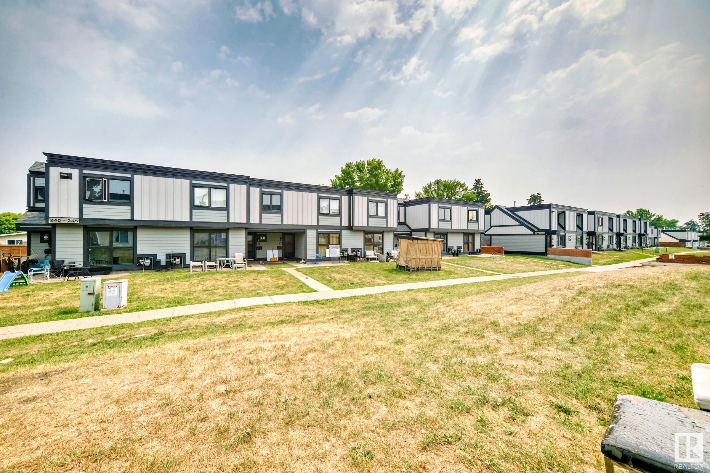 












236 3307 116A Avenue

,
Edmonton,




AB
T5W 5J9

