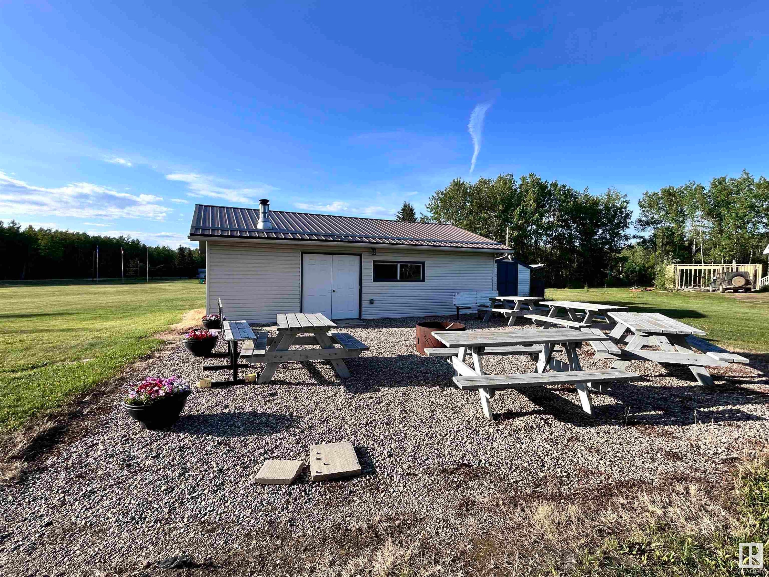 












100-231054 TWP RD 623.8

,
Rural Athabasca County,







AB
T0G 1Z0

