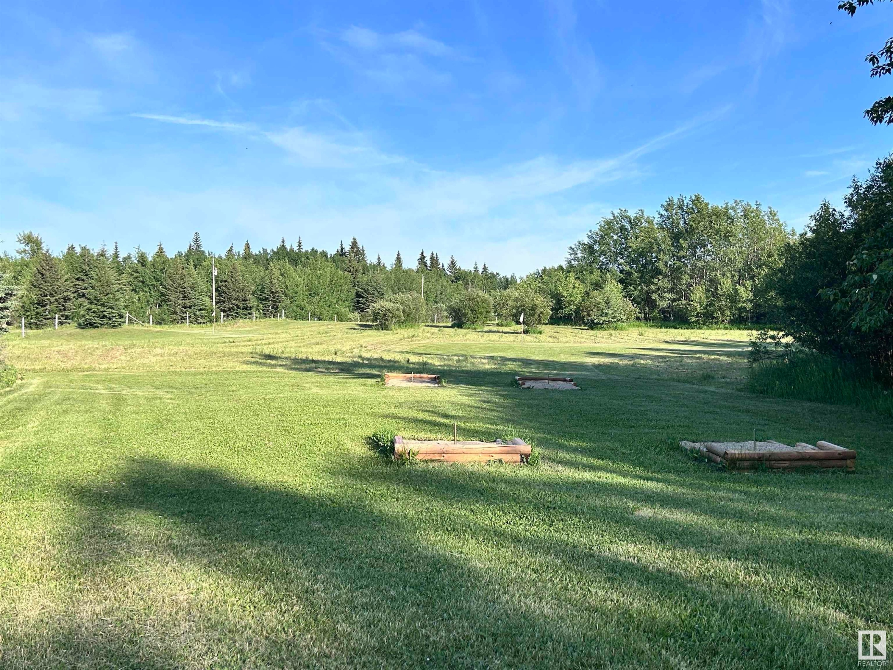 












100-231054 TWP RD 623.8

,
Rural Athabasca County,







AB
T0G 1Z0

