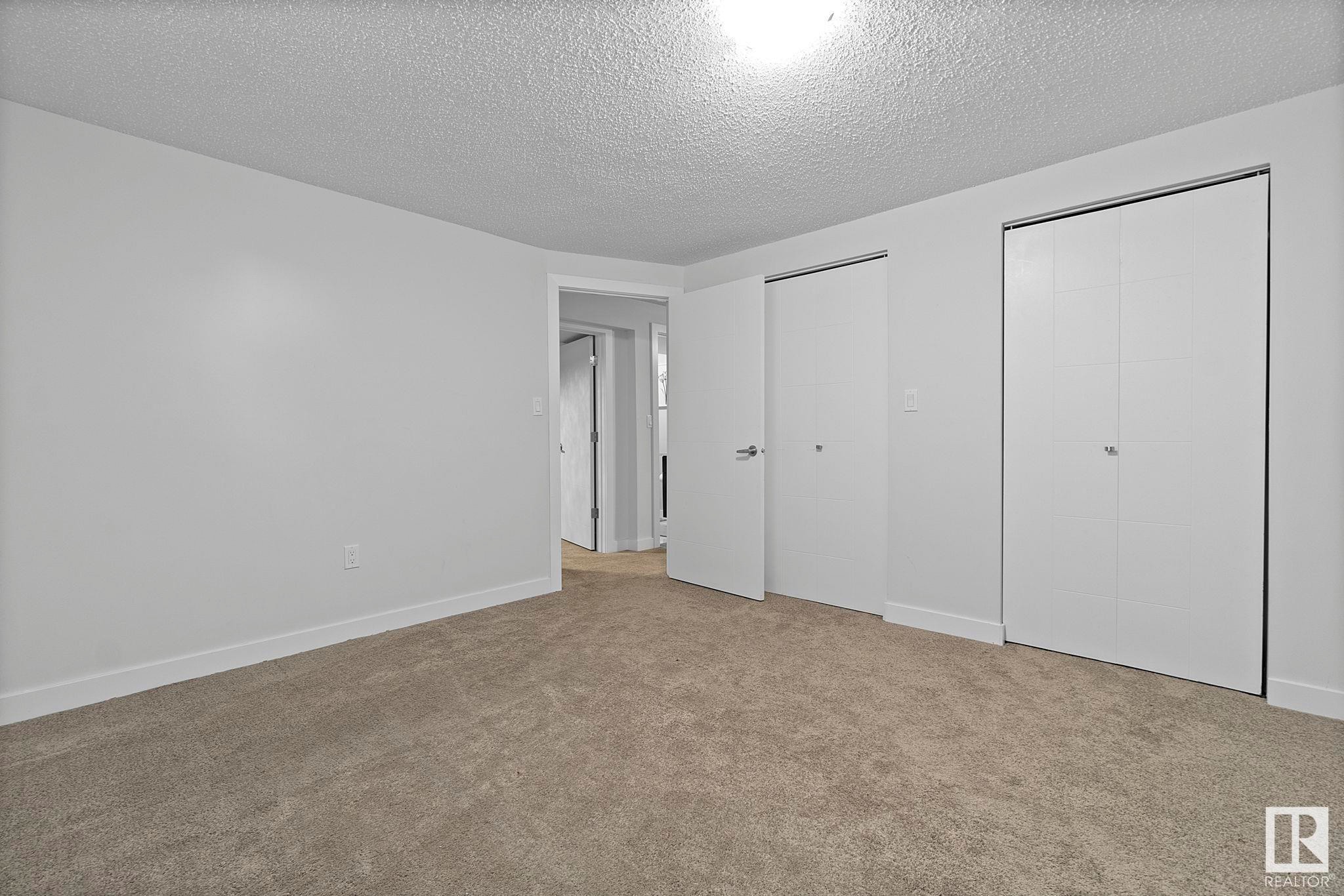 












18404 66 Avenue

,
Edmonton,




AB
T5T 2M2

