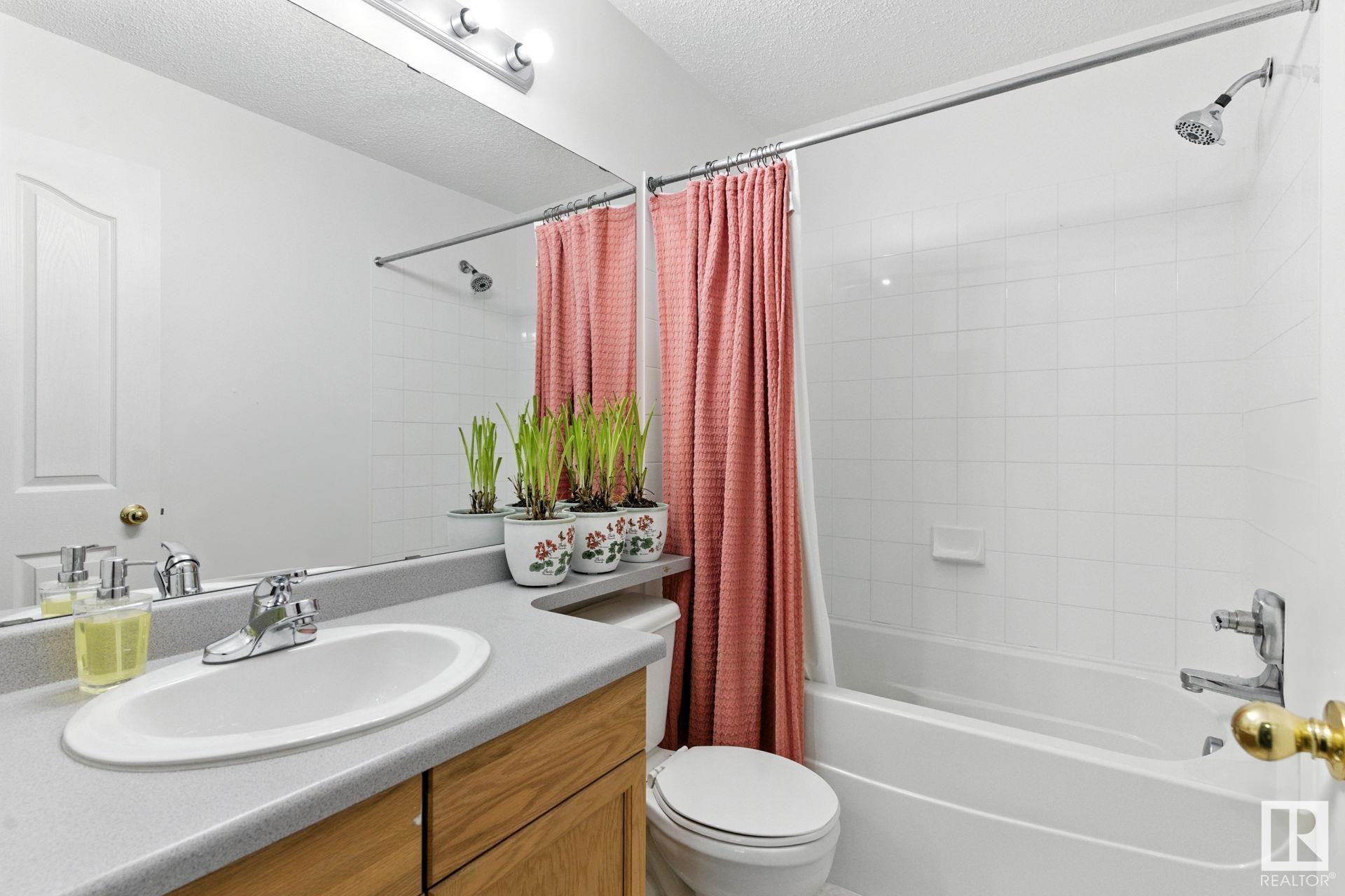 












125 16303 95 Street

,
Edmonton,




AB
T5Z 3V1

