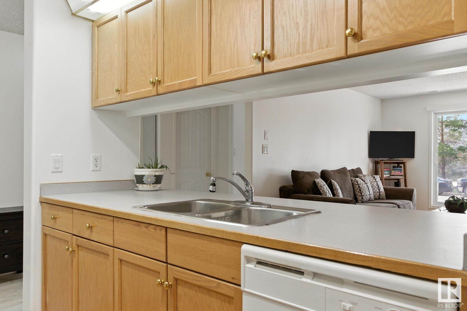 












125 16303 95 Street

,
Edmonton,




AB
T5Z 3V1

