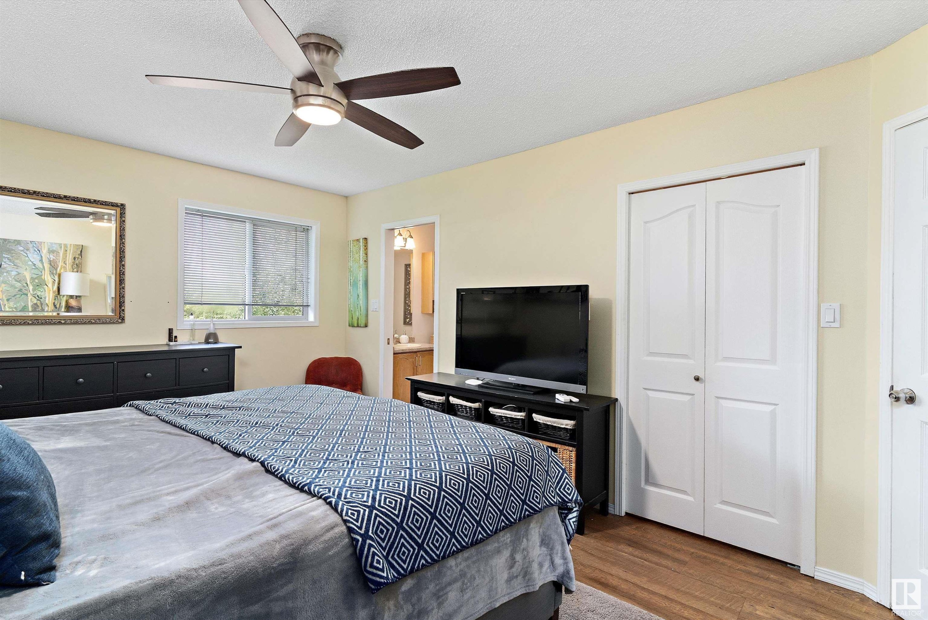 












11108 10A Avenue

,
Edmonton,




AB
T6J 6S8


