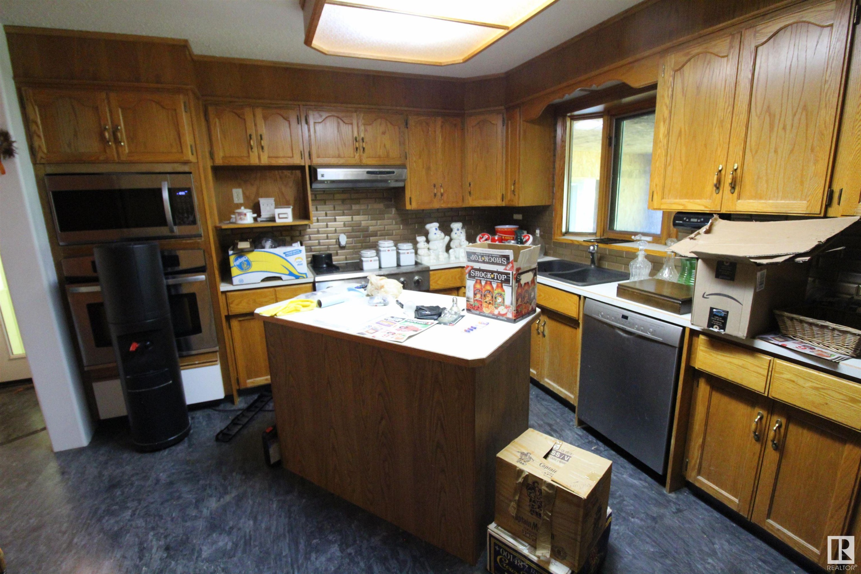 












59211 Hwy 2

,
Rural Westlock County,




AB
T0G 0P0

