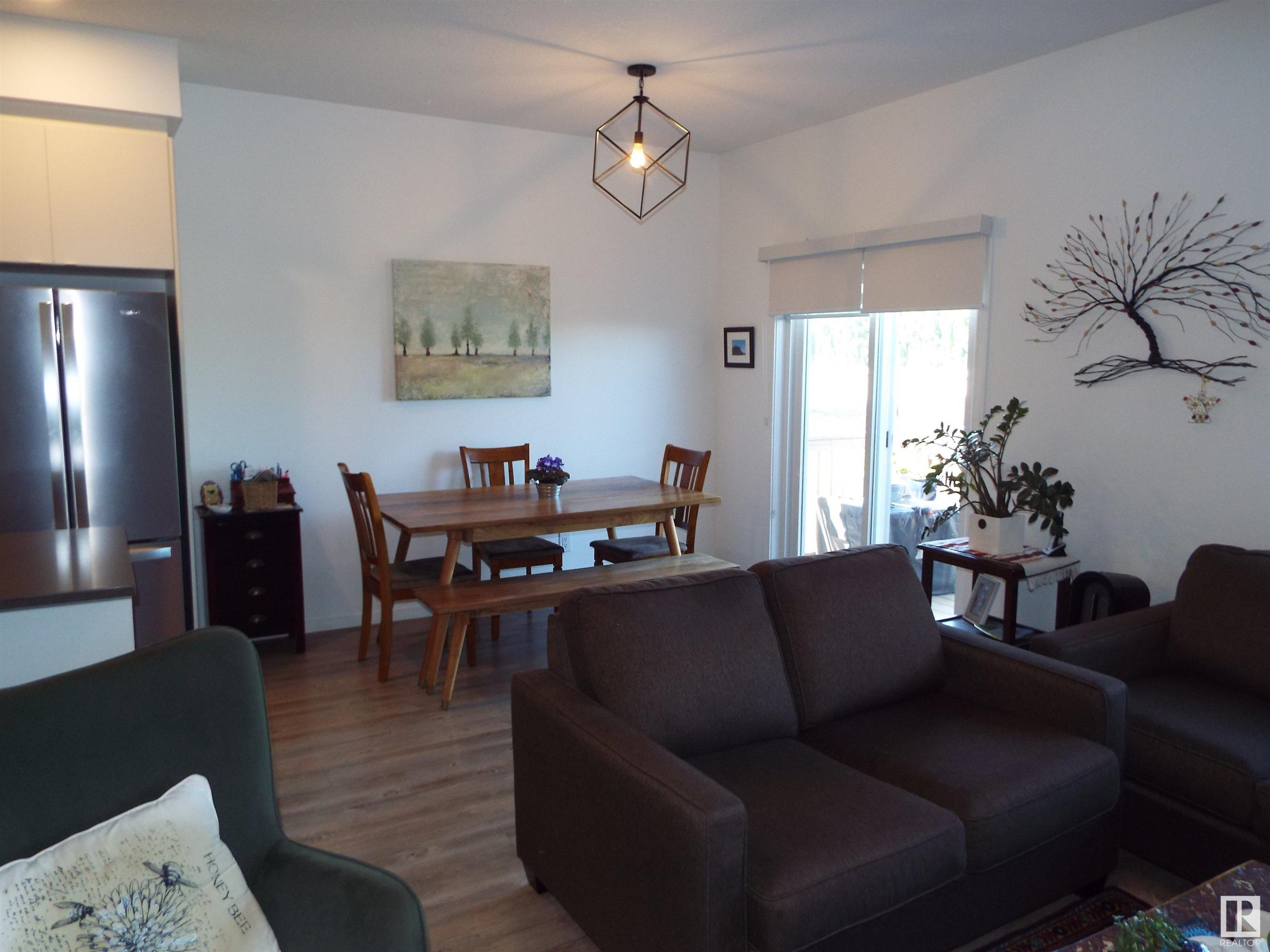 












4706 4706 67 Street

,
Beaumont,




AB
T4X 1Z9

