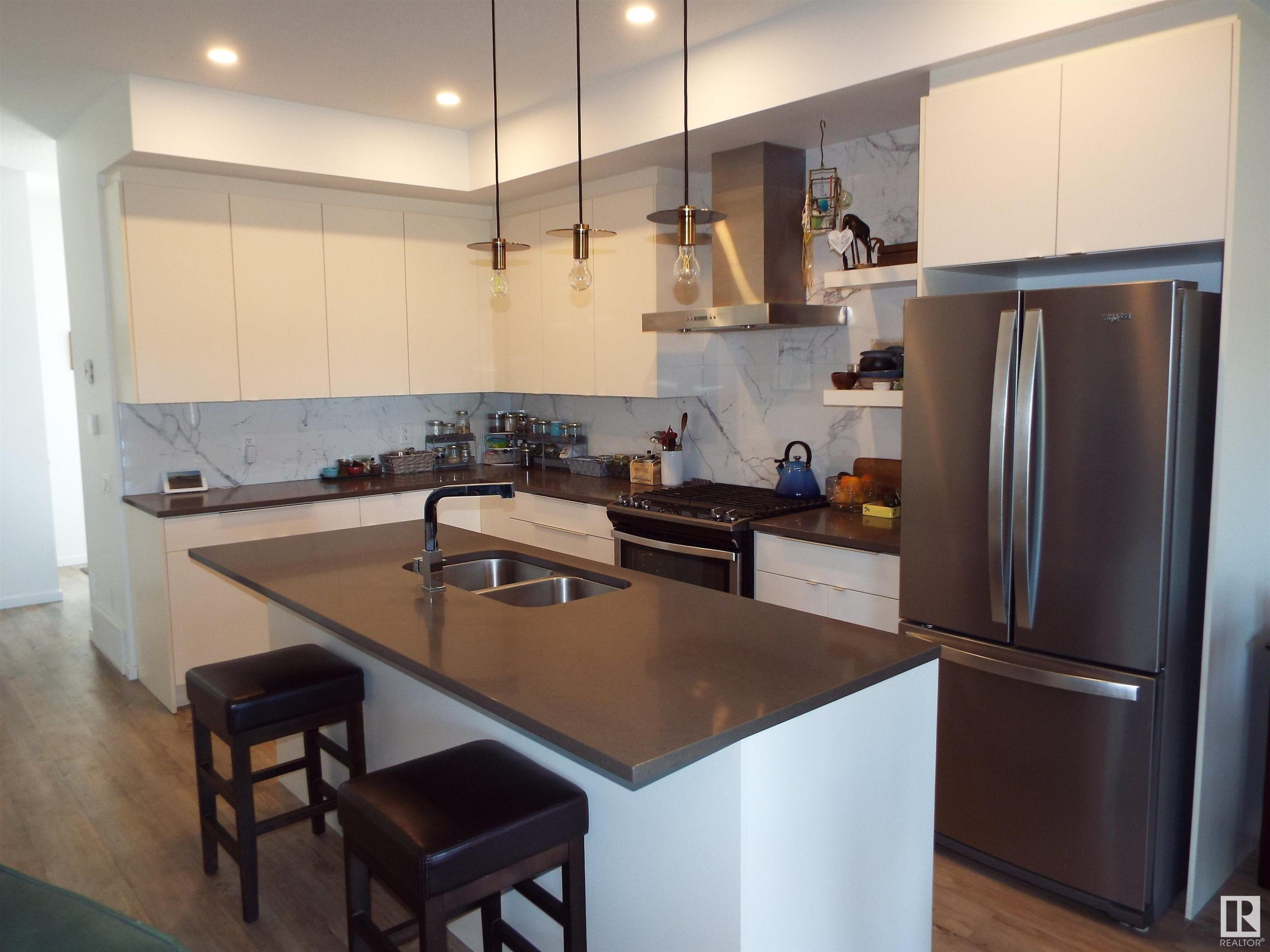 












4706 4706 67 Street

,
Beaumont,




AB
T4X 1Z9

