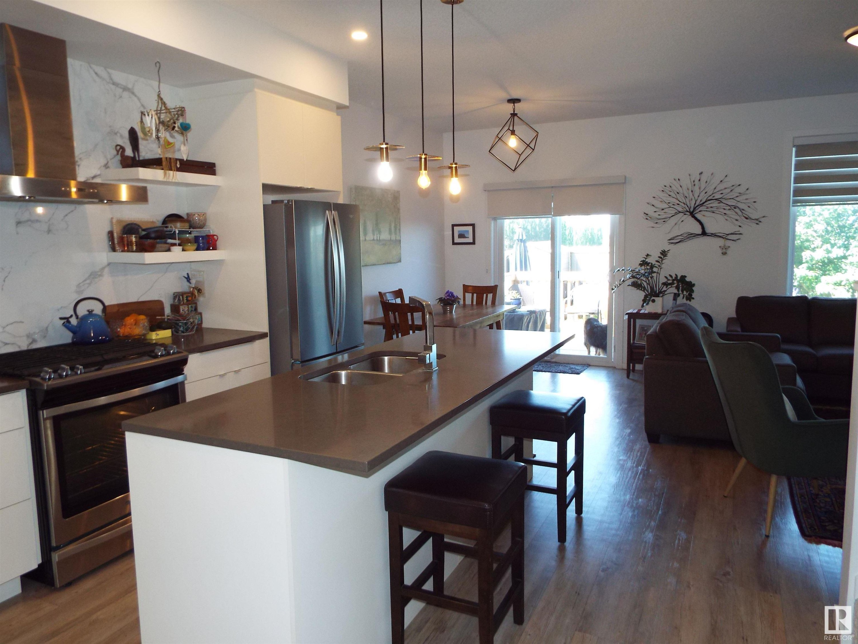 












4706 4706 67 Street

,
Beaumont,




AB
T4X 1Z9

