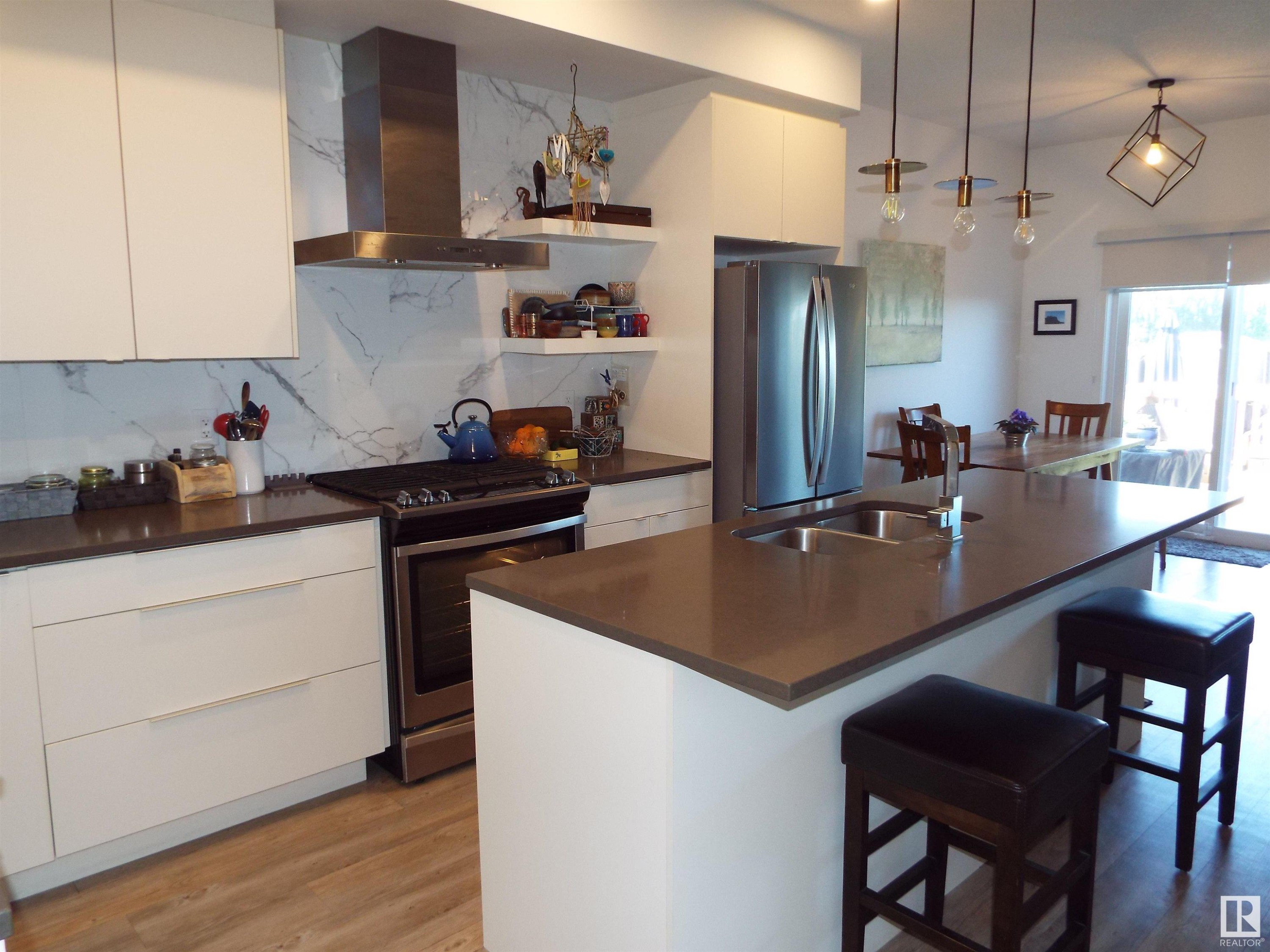 












4706 4706 67 Street

,
Beaumont,




AB
T4X 1Z9

