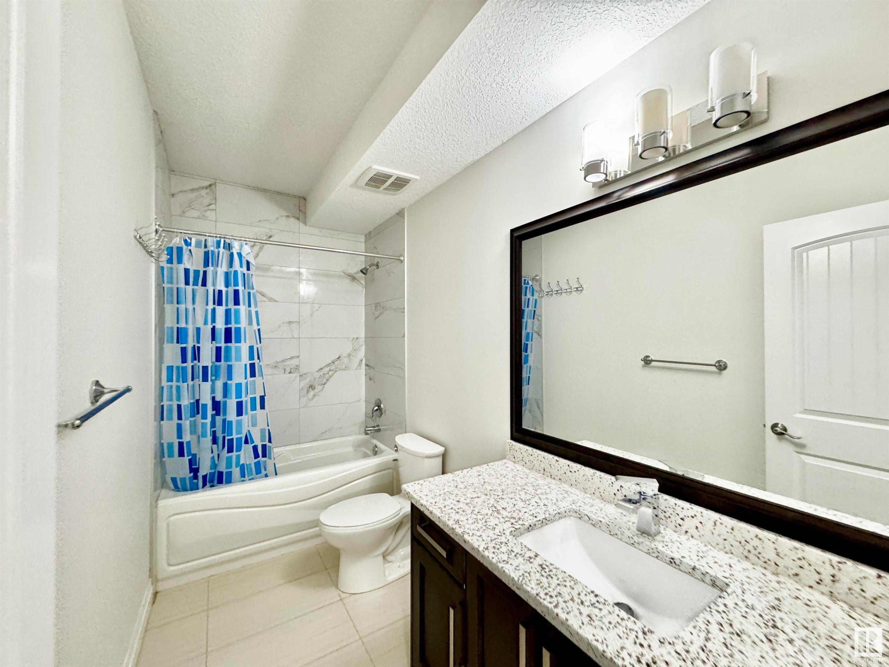 












2212 22 Street

,
Edmonton,




AB
T6T 0Z1

