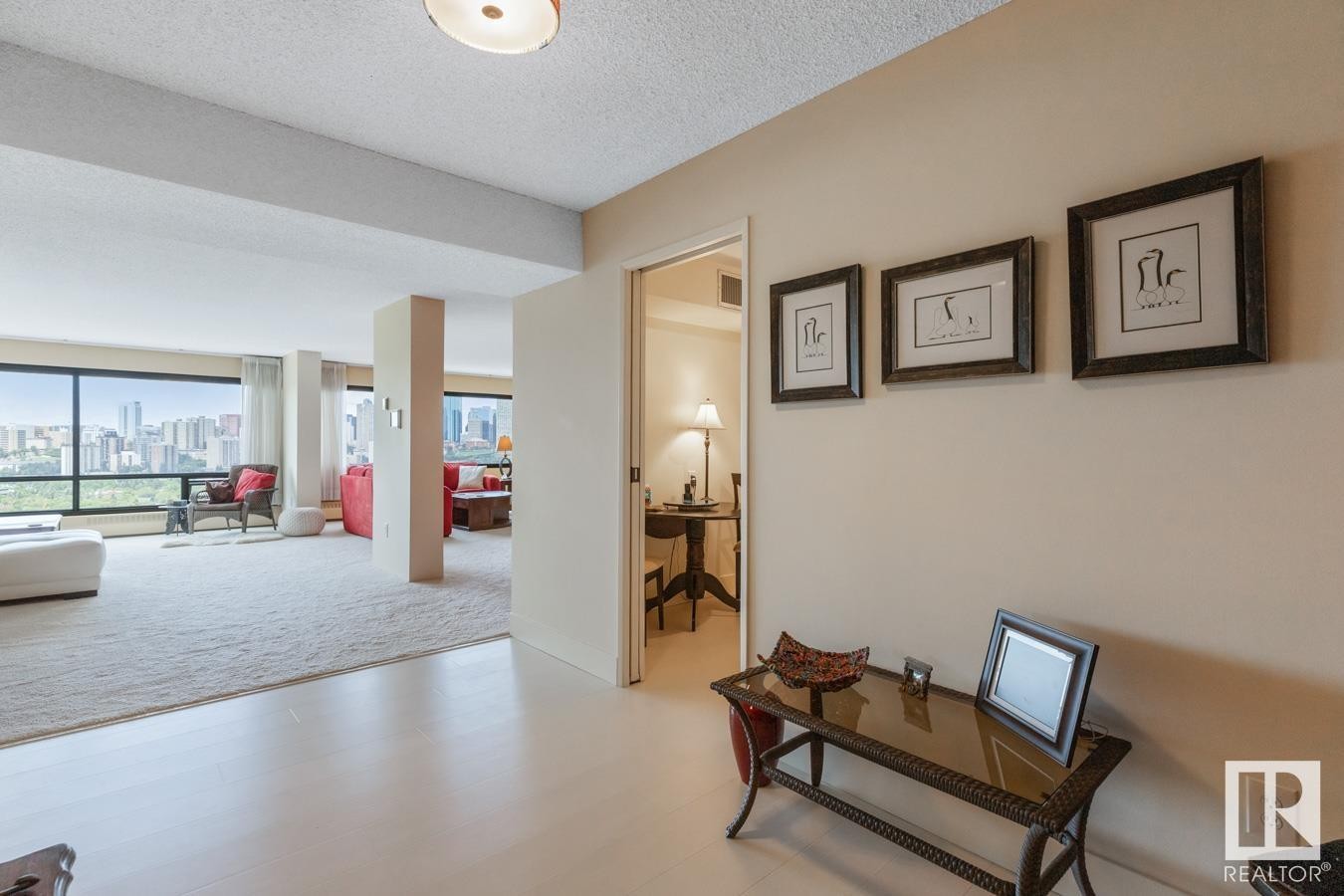 












402 9929 SASKATCHEWAN Drive

,
Edmonton,




AB
T6E 6E5


