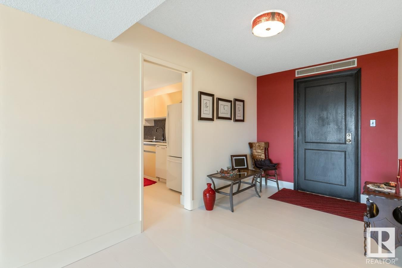 












402 9929 SASKATCHEWAN Drive

,
Edmonton,




AB
T6E 6E5

