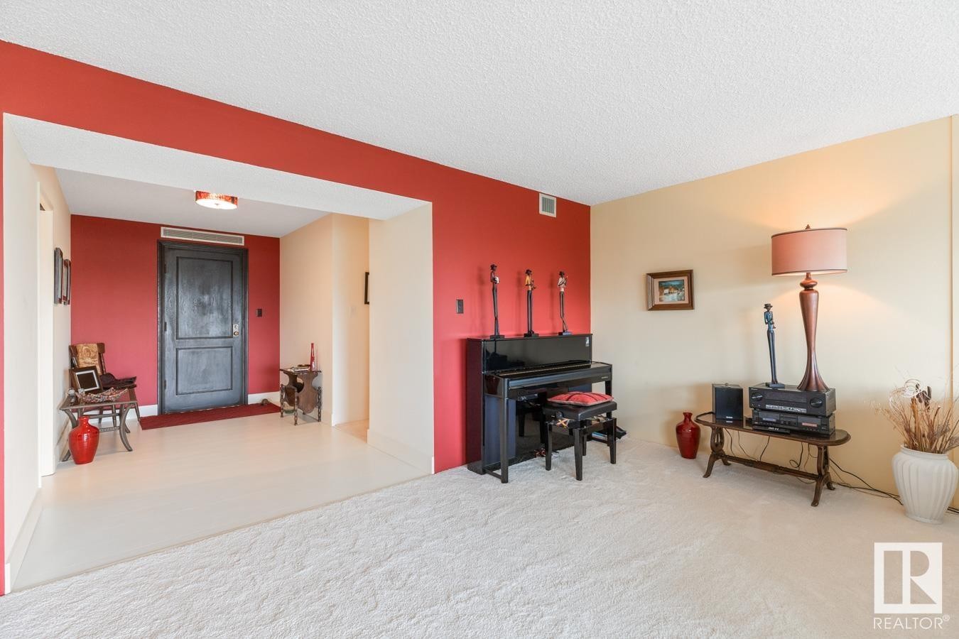 












402 9929 SASKATCHEWAN Drive

,
Edmonton,




AB
T6E 6E5

