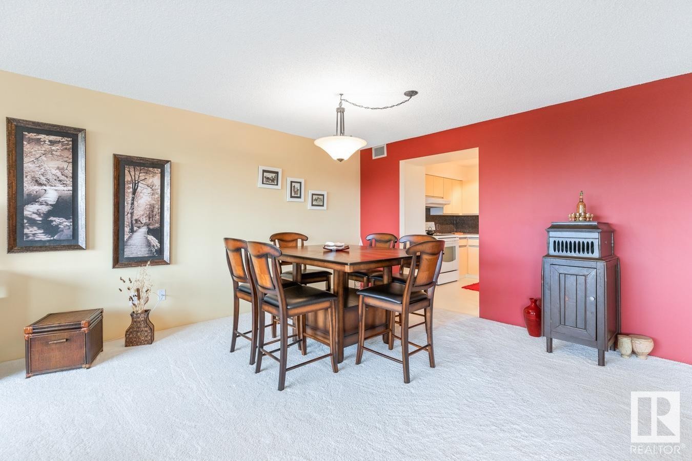 












402 9929 SASKATCHEWAN Drive

,
Edmonton,




AB
T6E 6E5

