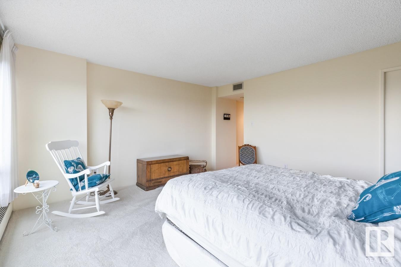 












402 9929 SASKATCHEWAN Drive

,
Edmonton,




AB
T6E 6E5

