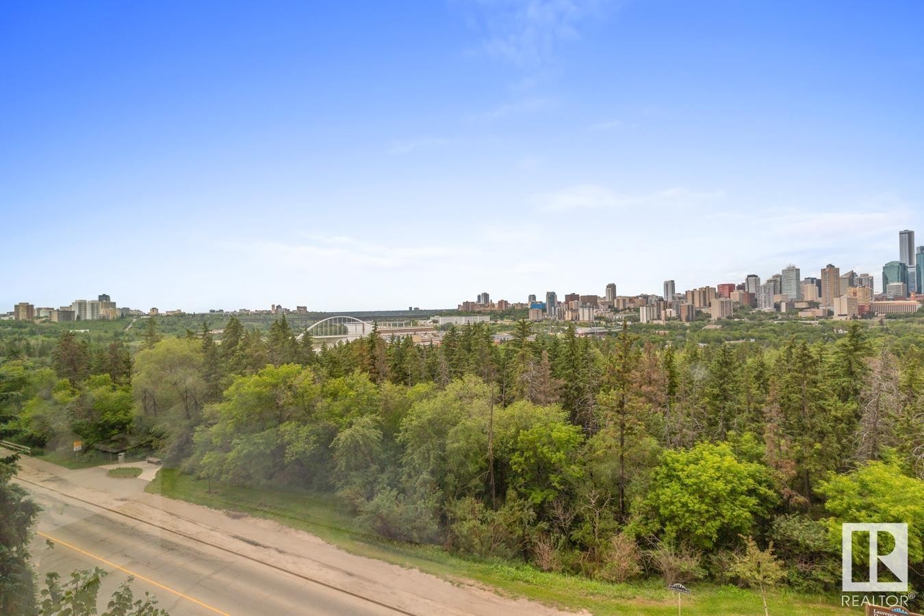 












402 9929 SASKATCHEWAN Drive

,
Edmonton,




AB
T6E 6E5

