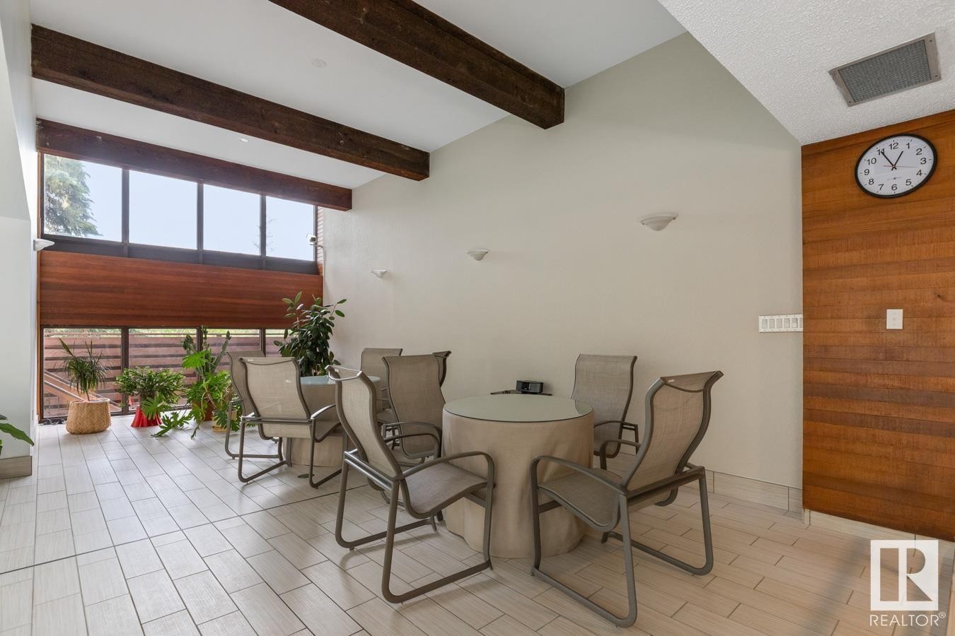 












402 9929 SASKATCHEWAN Drive

,
Edmonton,




AB
T6E 6E5

