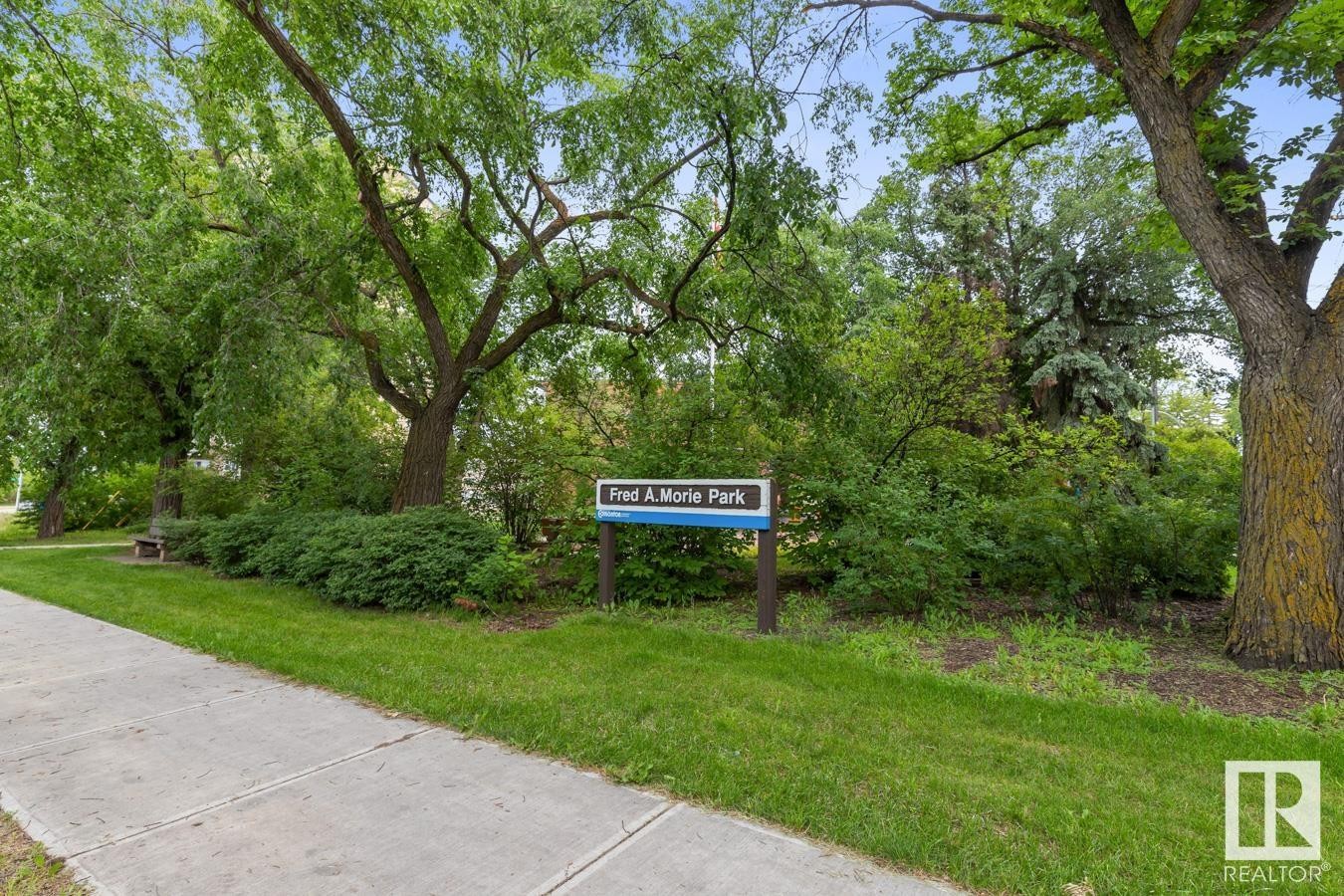 












402 9929 SASKATCHEWAN Drive

,
Edmonton,




AB
T6E 6E5

