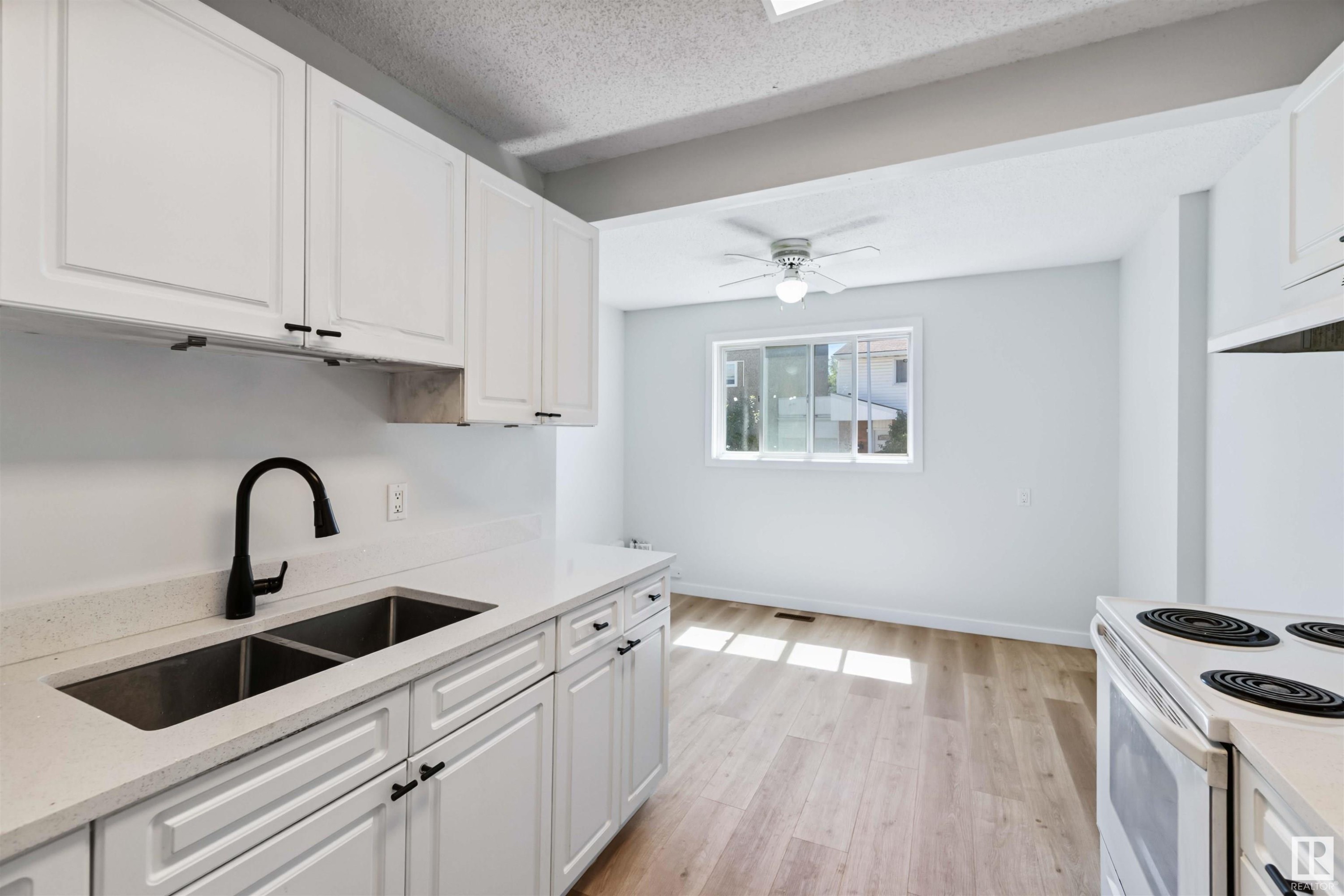 












1096 MILLBOURNE E

,
Edmonton,




AB
T6K 1W1

