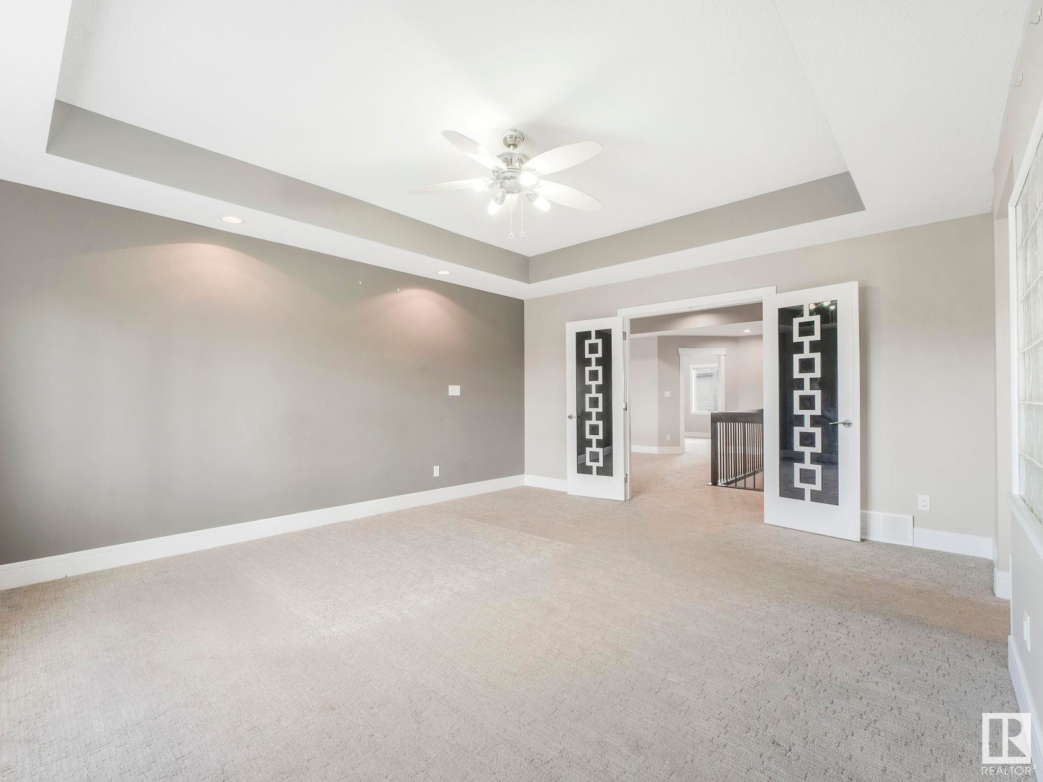 












2421 ASHCRAFT Crescent

,
Edmonton,




AB
T6W 2M9

