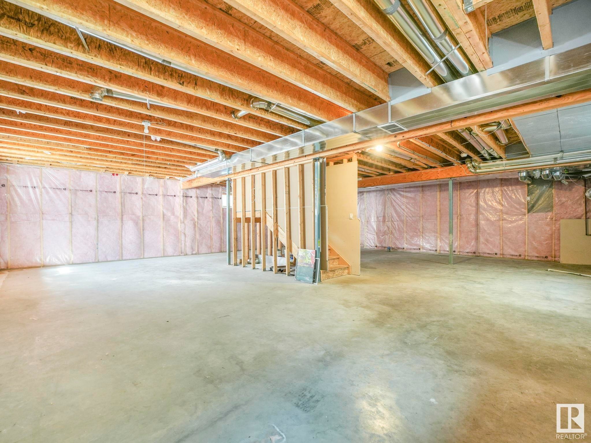 












2421 ASHCRAFT Crescent

,
Edmonton,




AB
T6W 2M9

